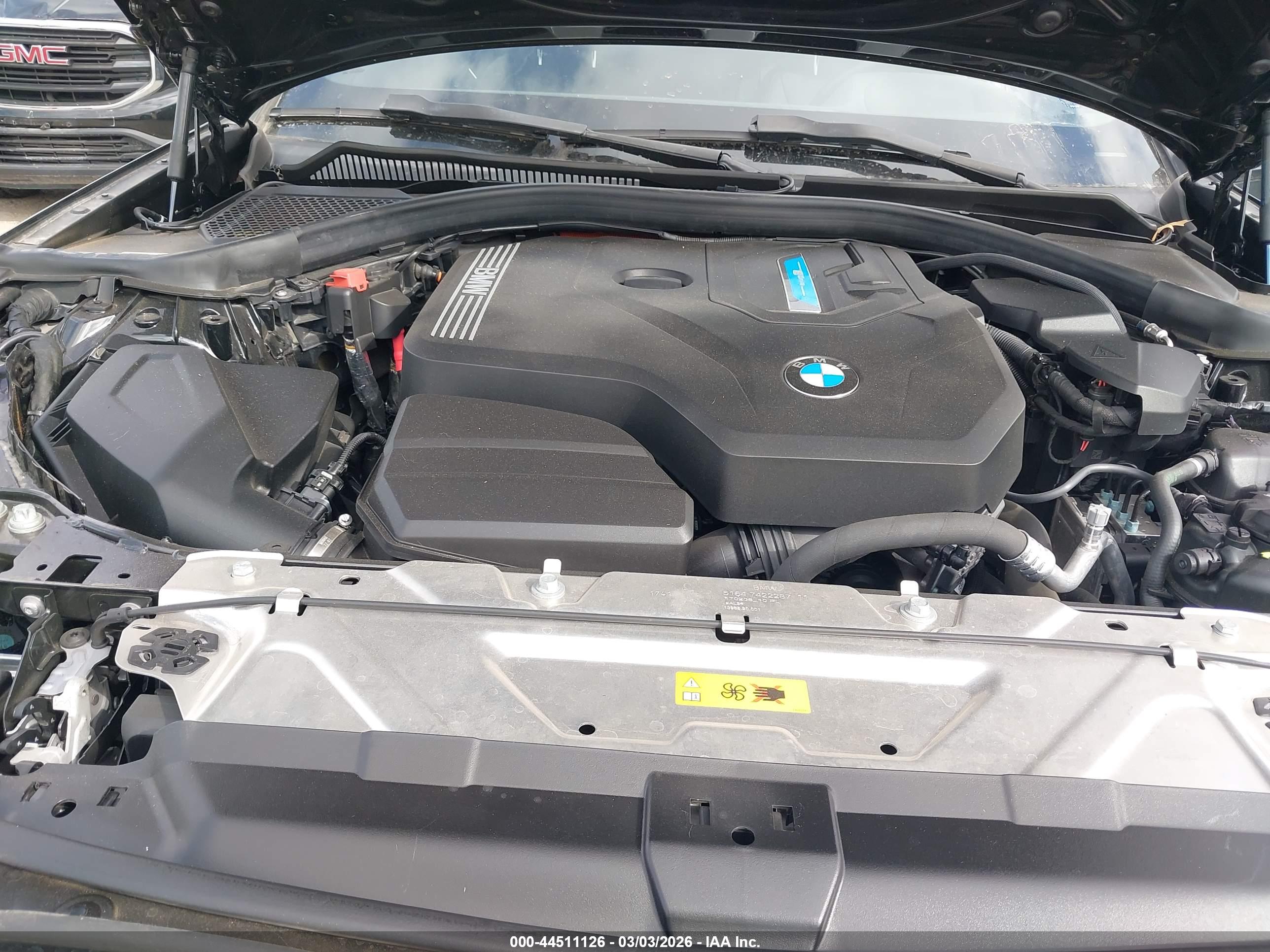 BMW 330E image 10