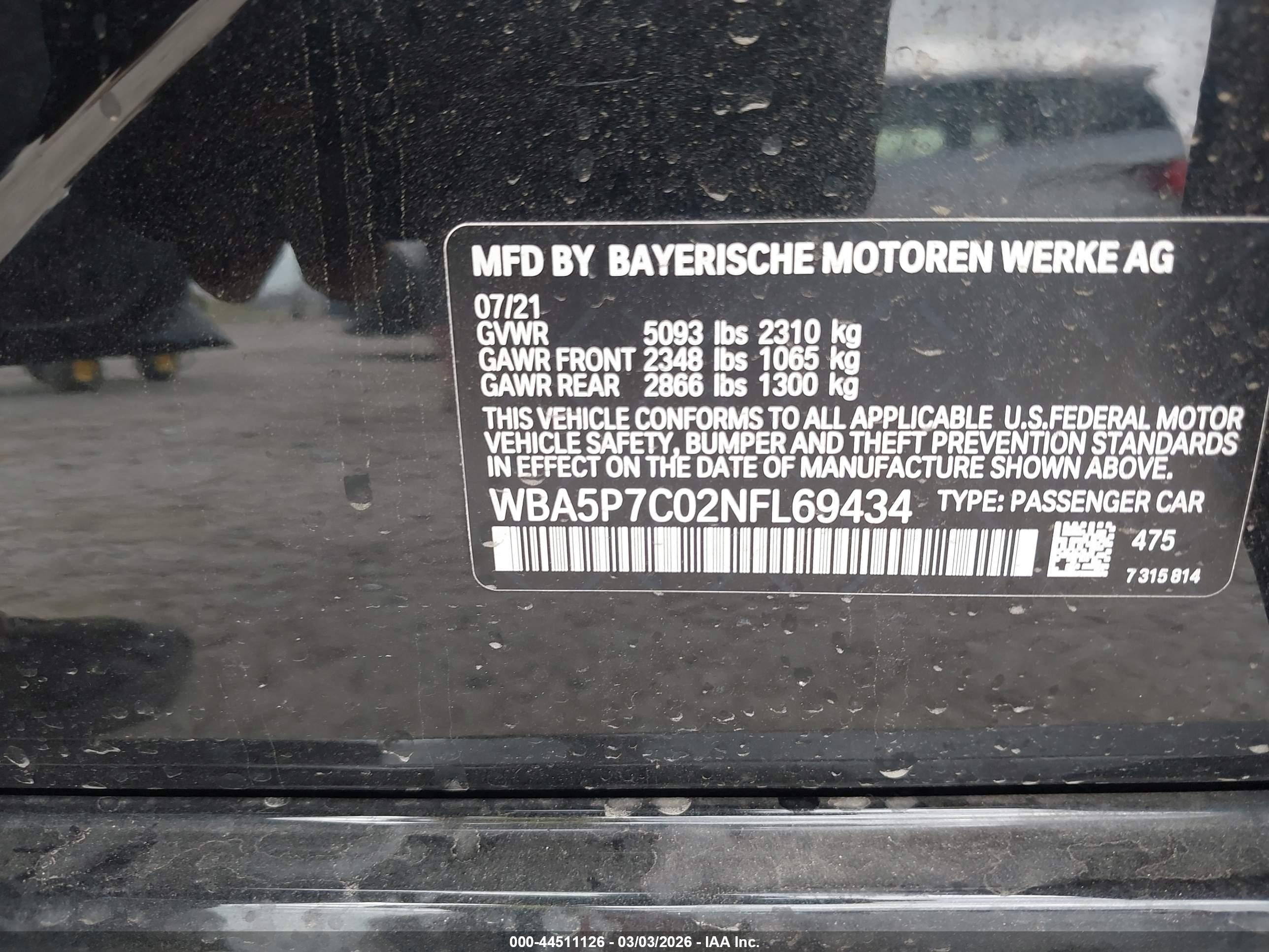 BMW 330E image 9