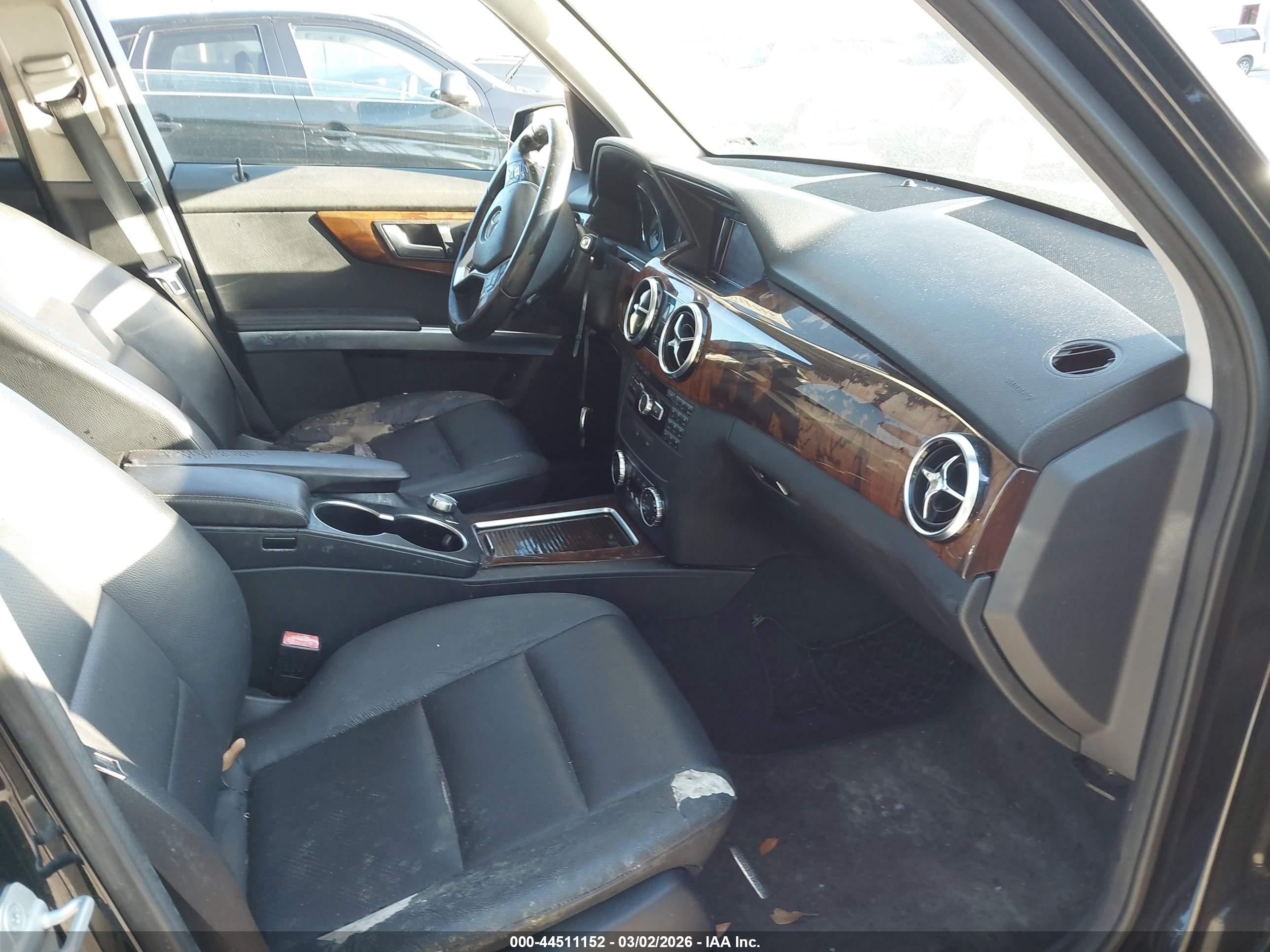 MERCEDES-BENZ GLK image 5