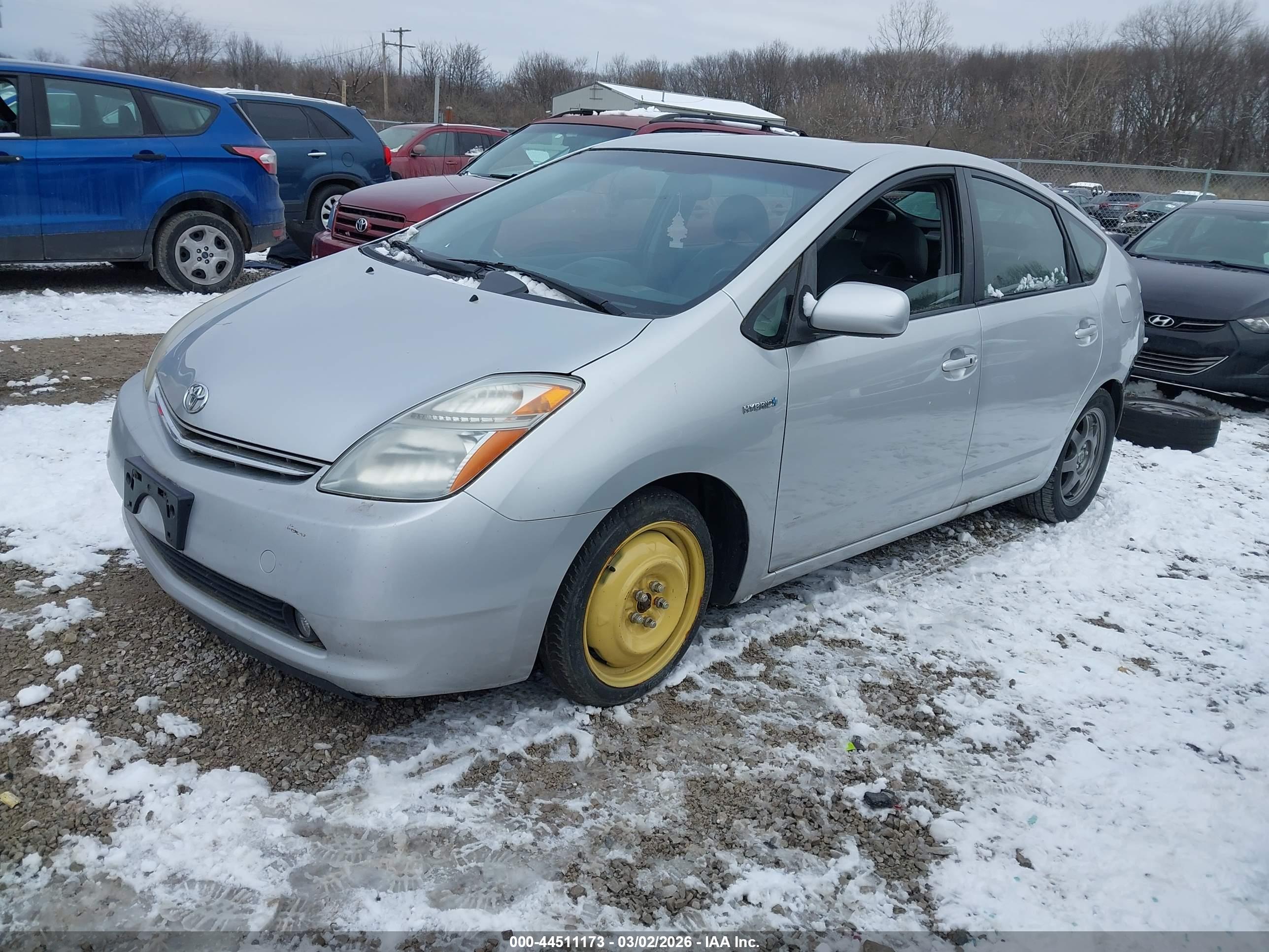 TOYOTA PRIUS image 2