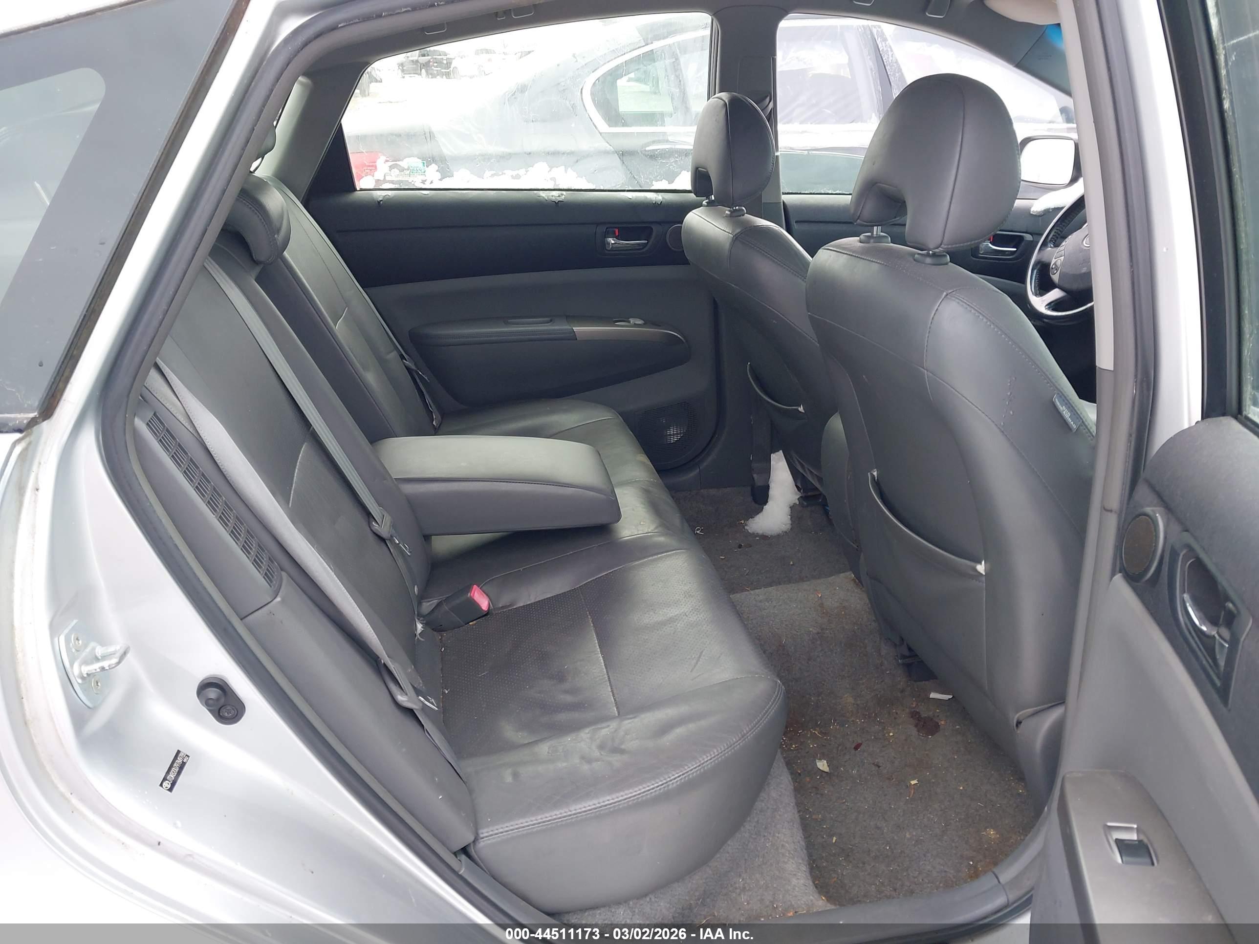 TOYOTA PRIUS image 8