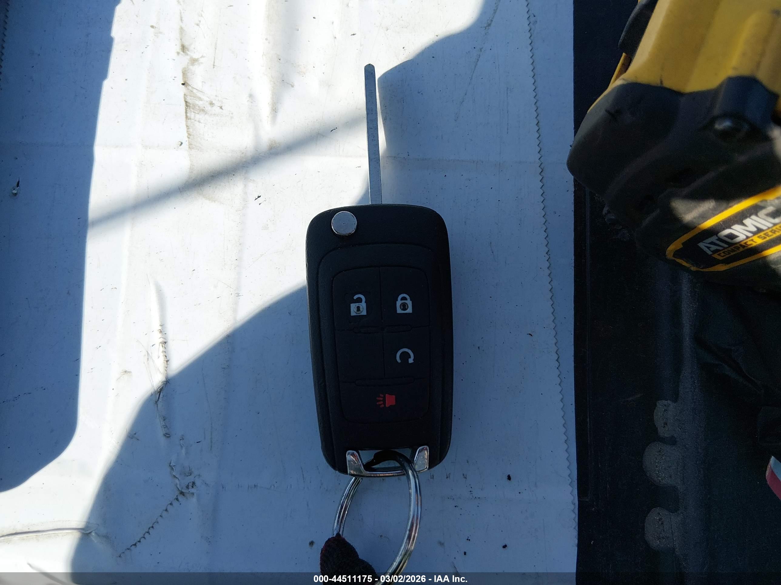CHEVROLET EQUINOX image 11