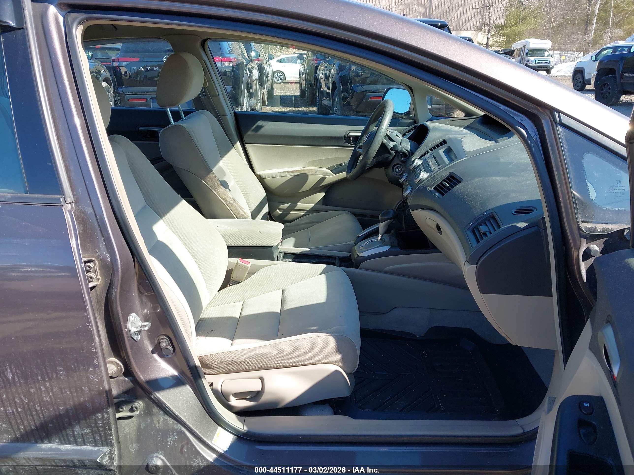 HONDA CIVIC image 5