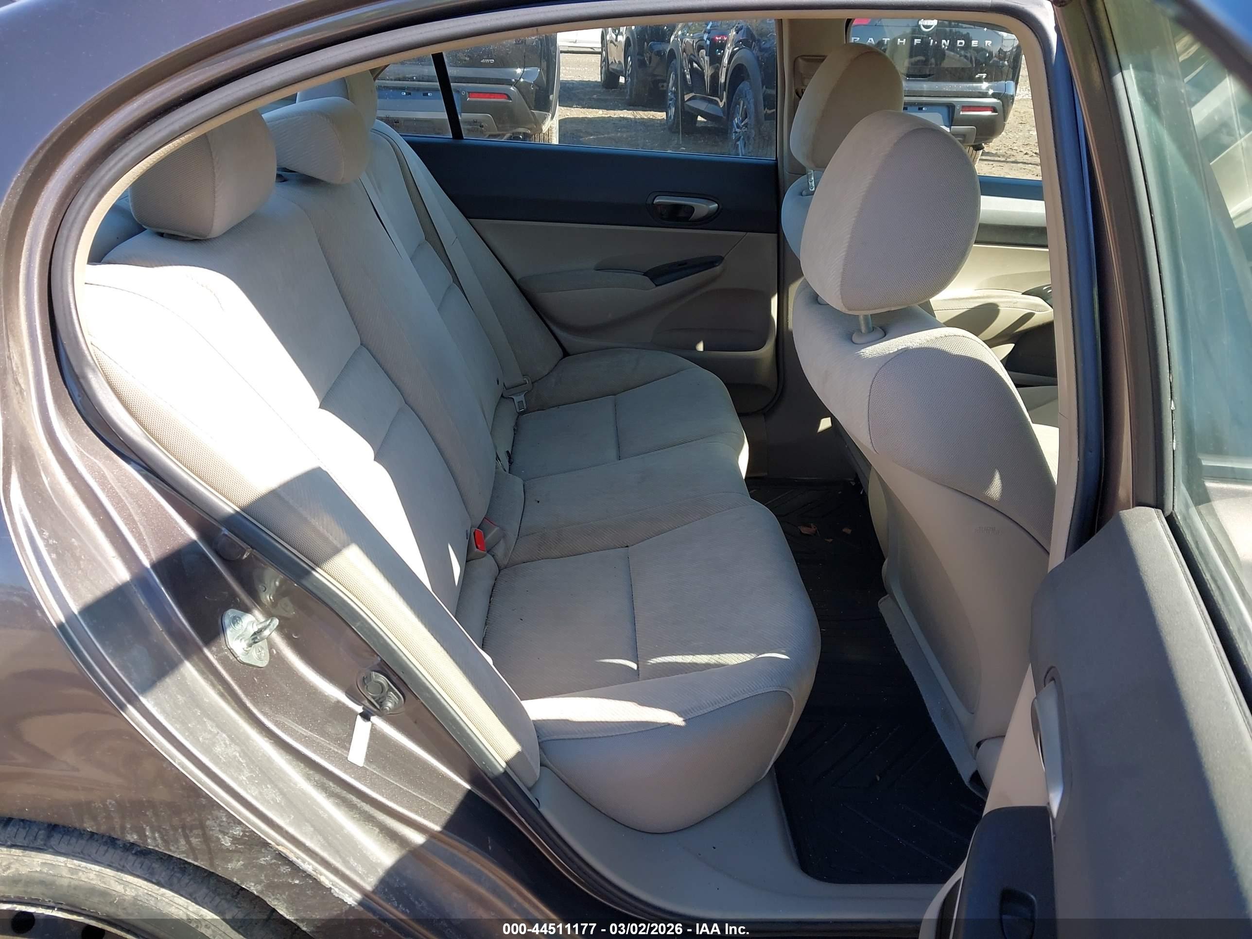 HONDA CIVIC image 8