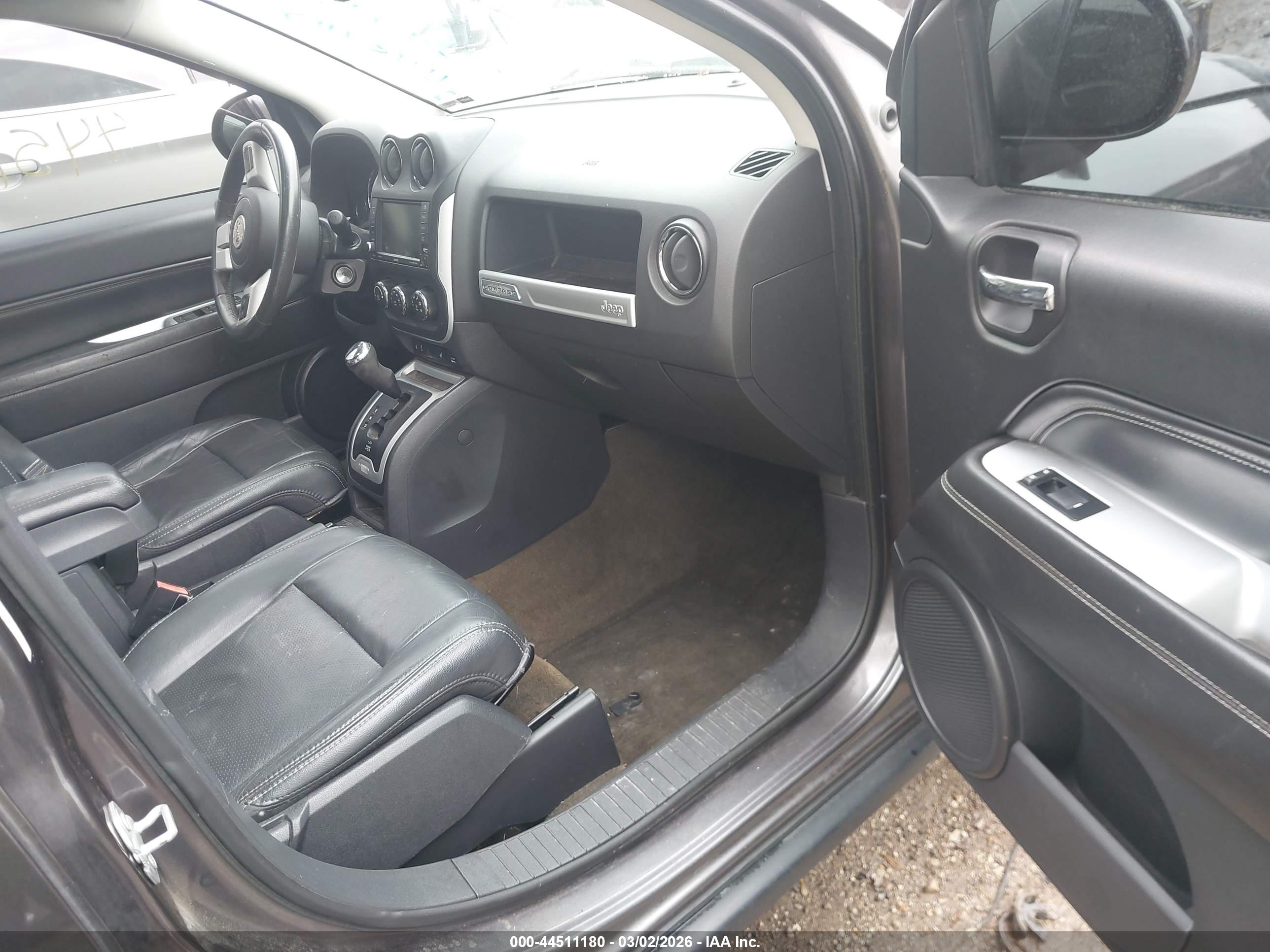 JEEP COMPASS image 5