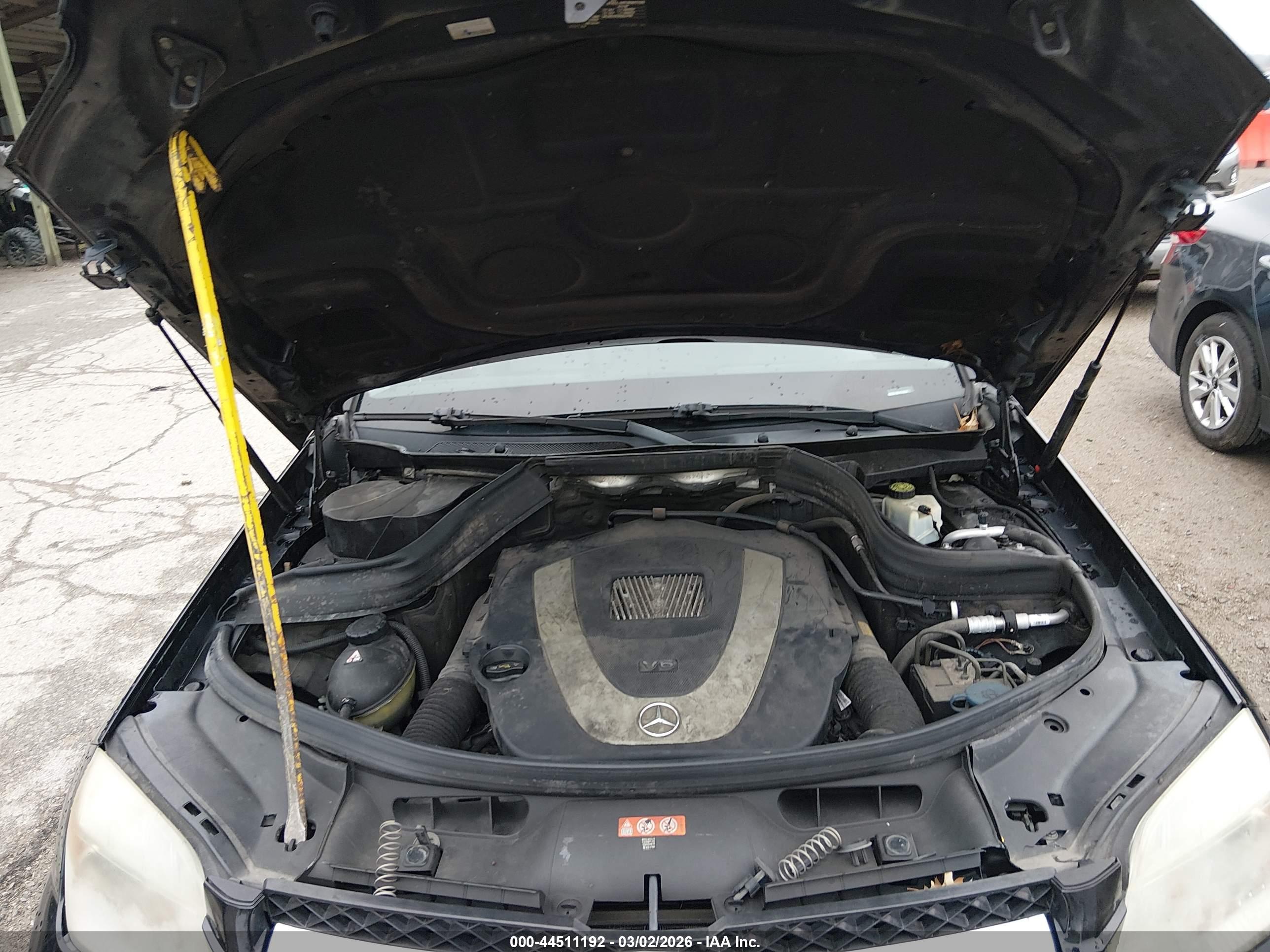 MERCEDES-BENZ GLK image 10