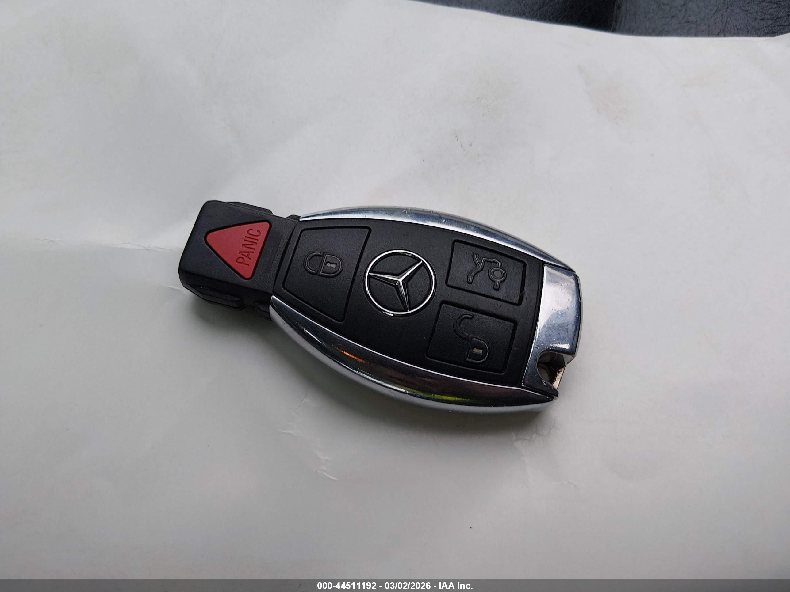 MERCEDES-BENZ GLK image 11