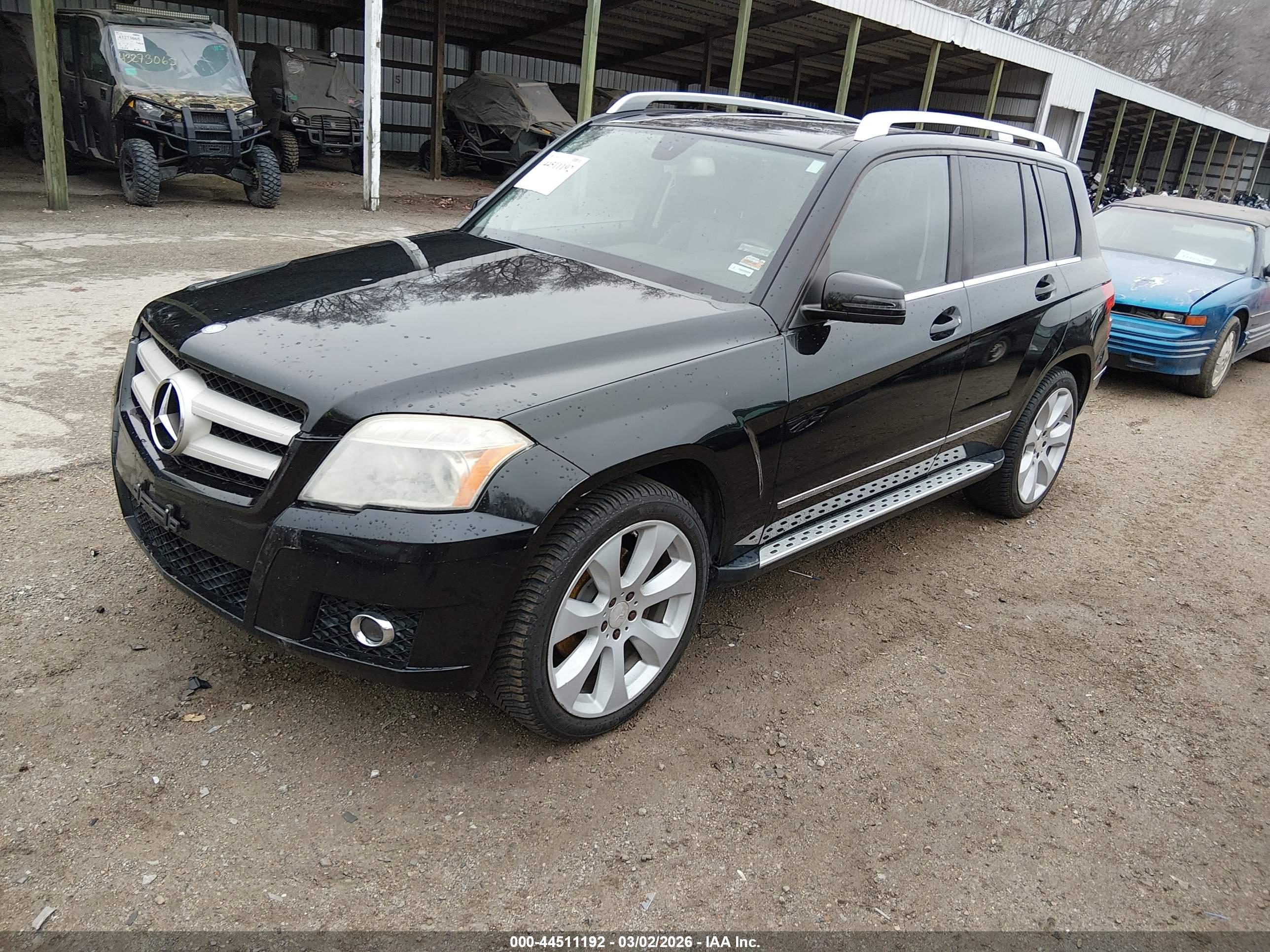 MERCEDES-BENZ GLK image 2