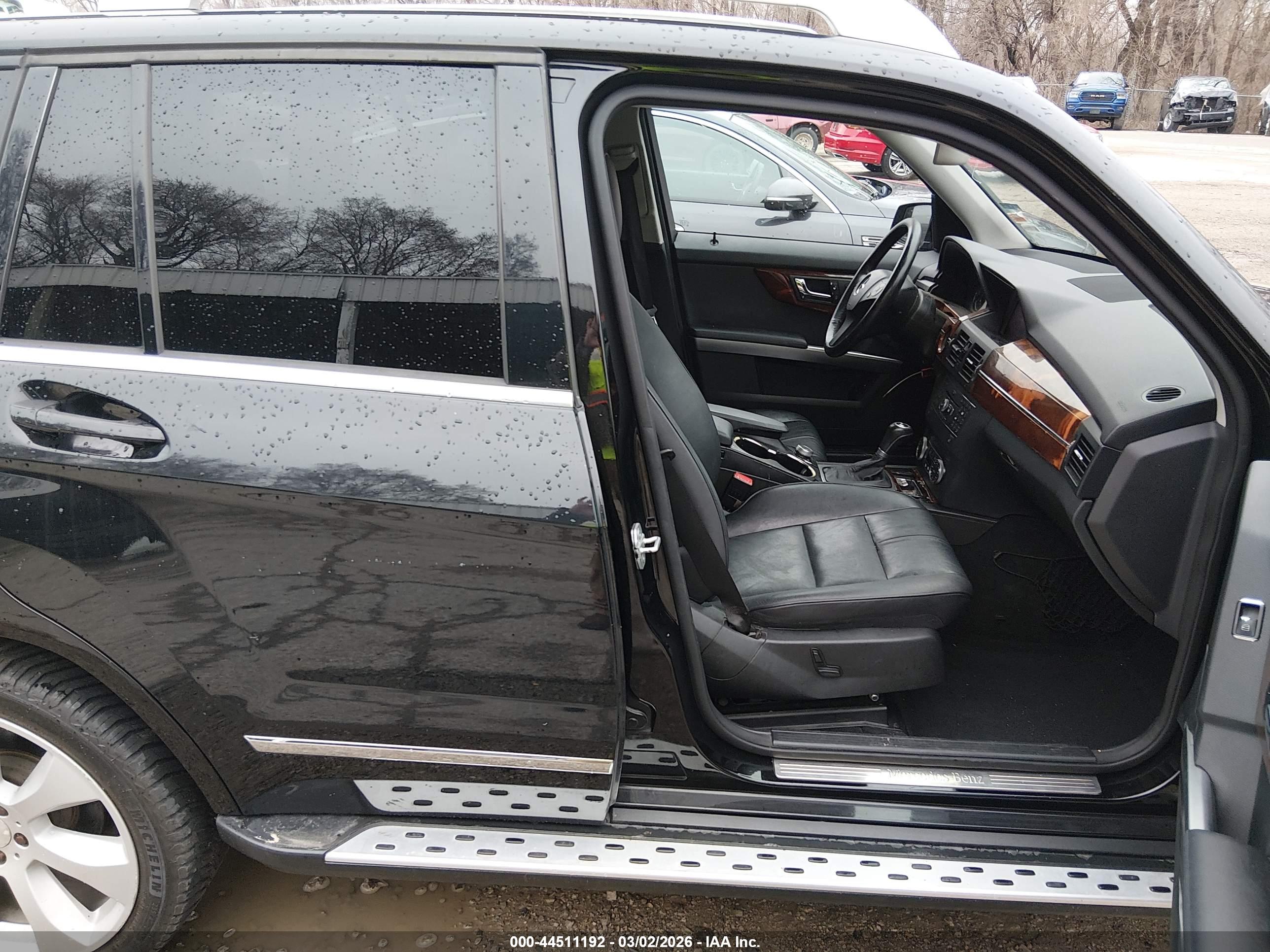 MERCEDES-BENZ GLK image 5