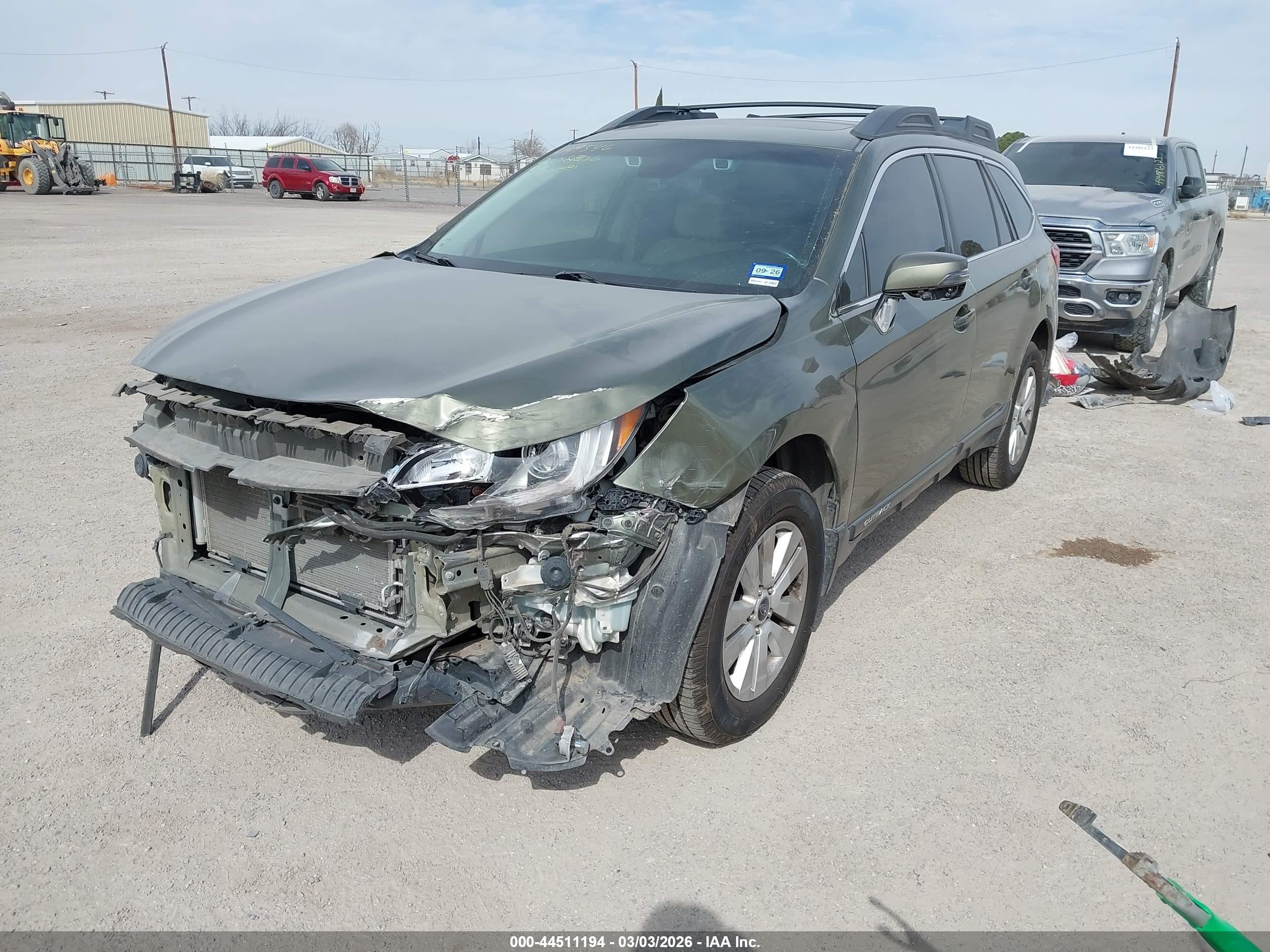 SUBARU OUTBACK image 2