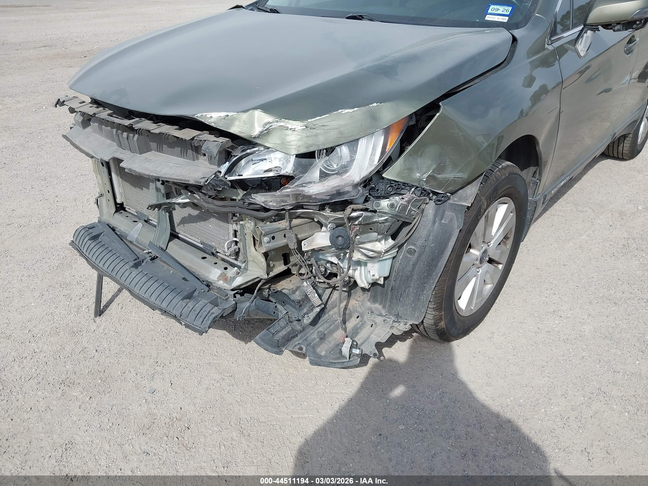 SUBARU OUTBACK image 6