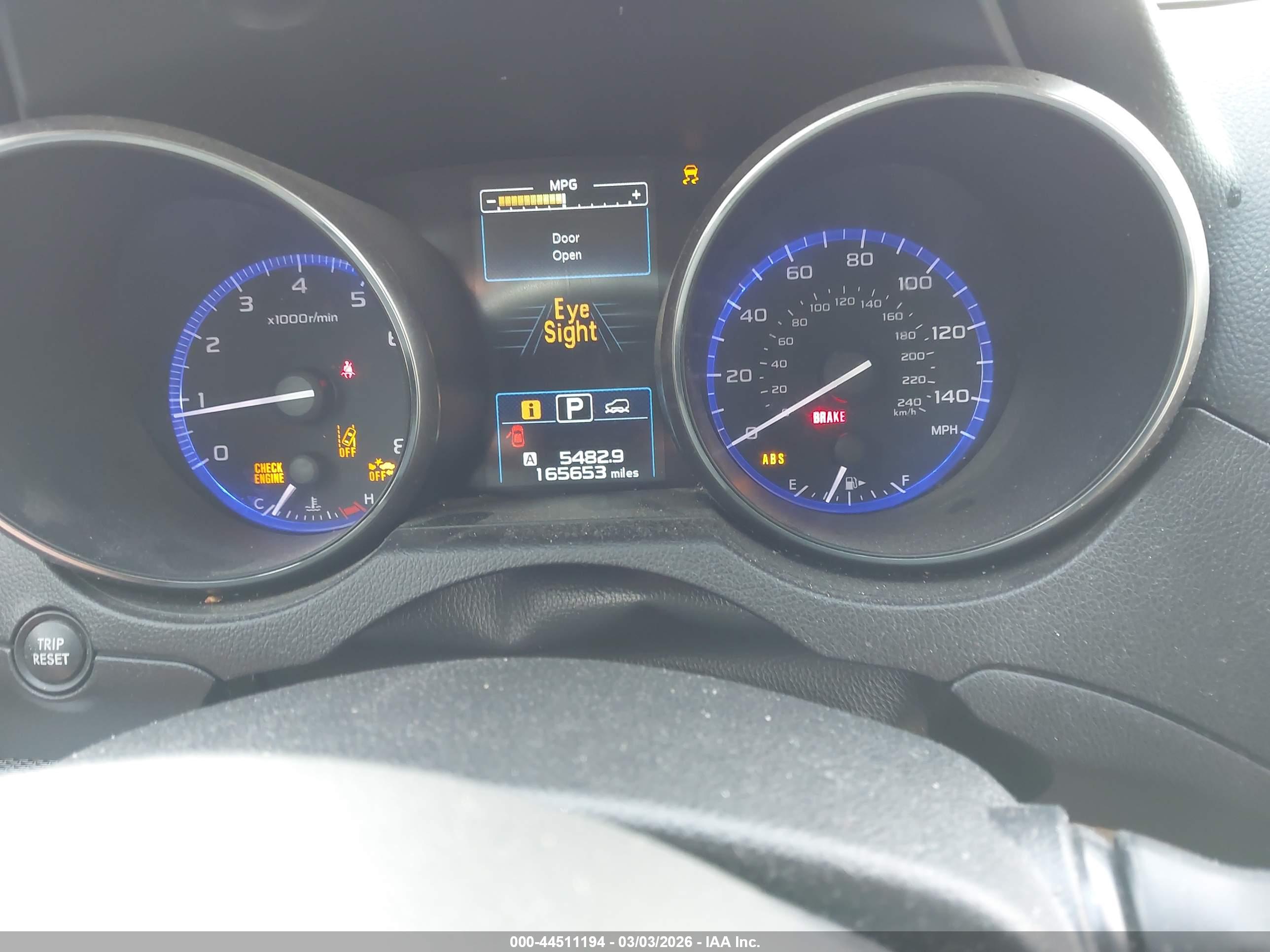 SUBARU OUTBACK image 7