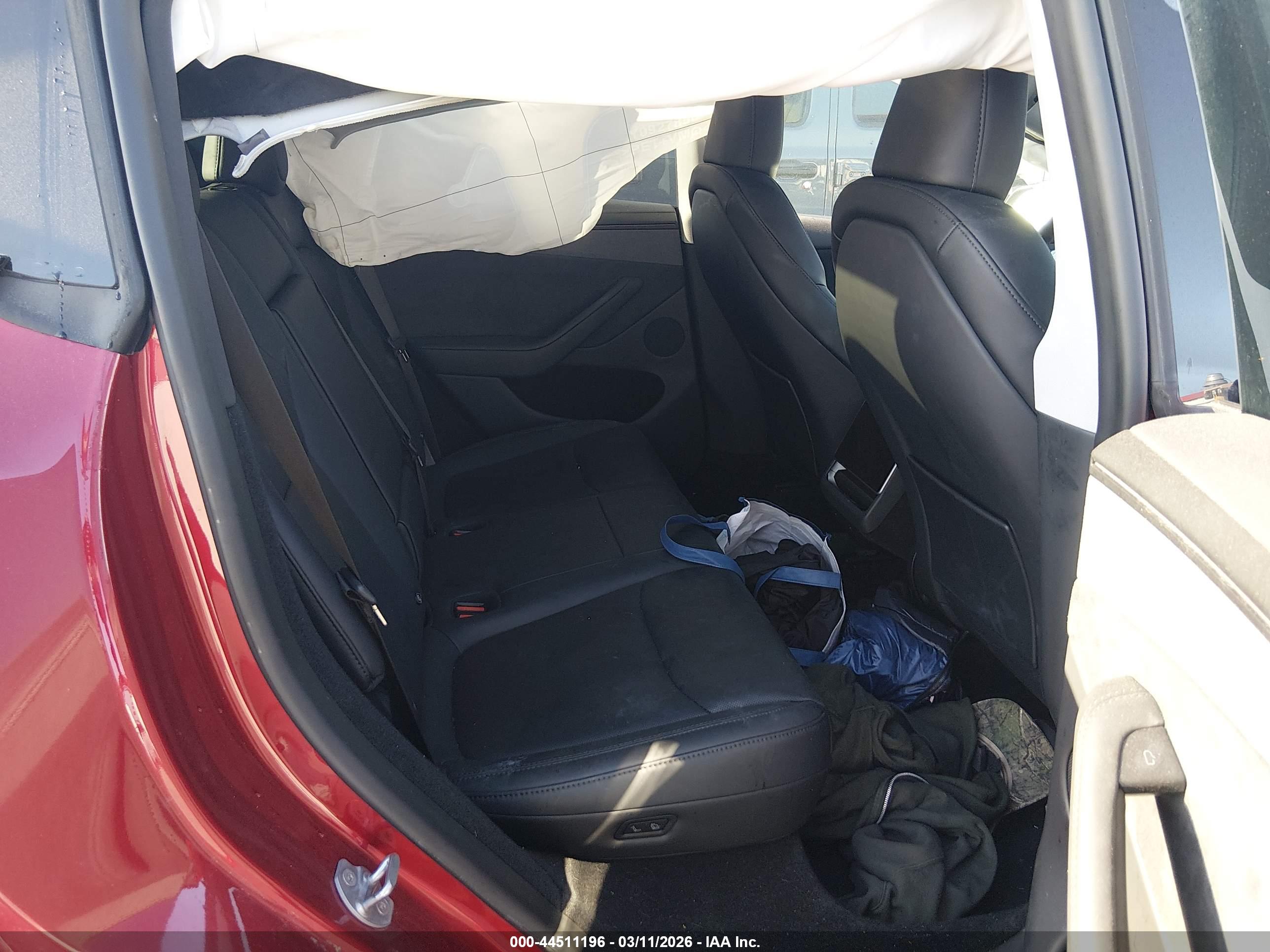 TESLA MODEL image 8