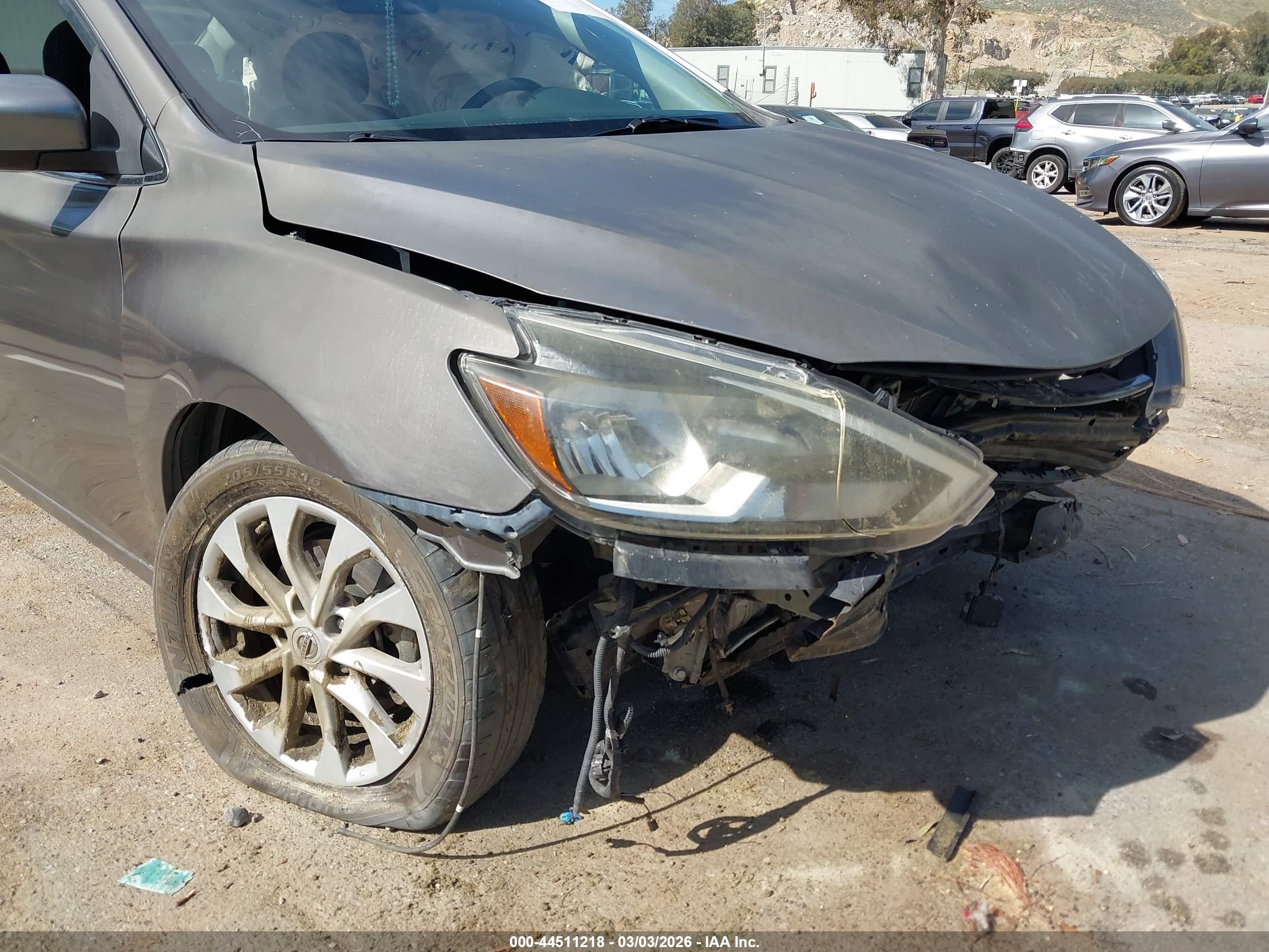 NISSAN SENTRA image 6