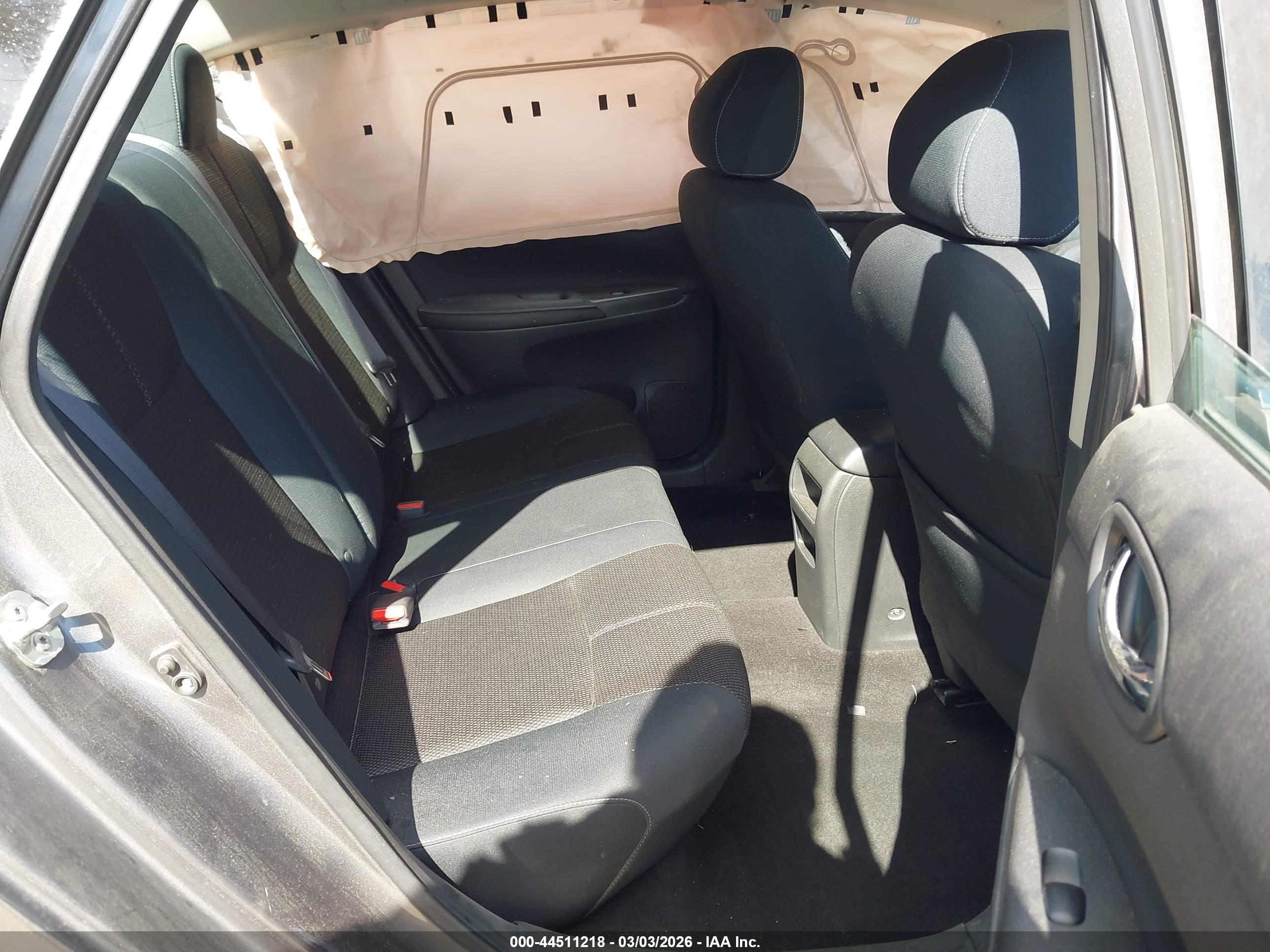 NISSAN SENTRA image 8
