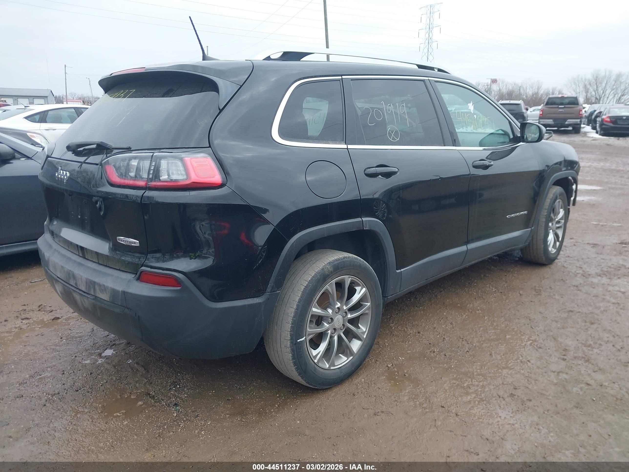 JEEP CHEROKEE image 4