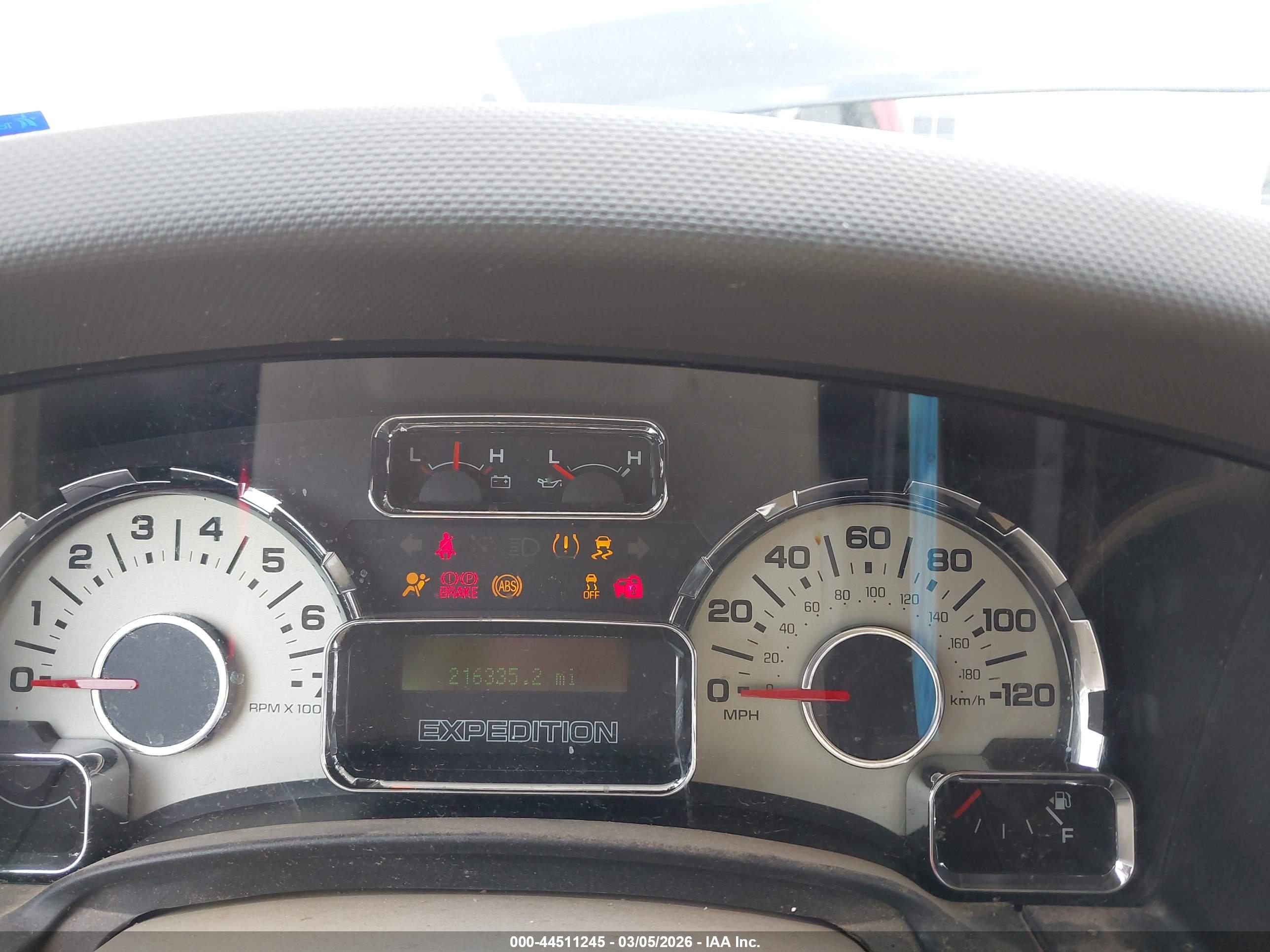 FORD EXPEDITION image 7