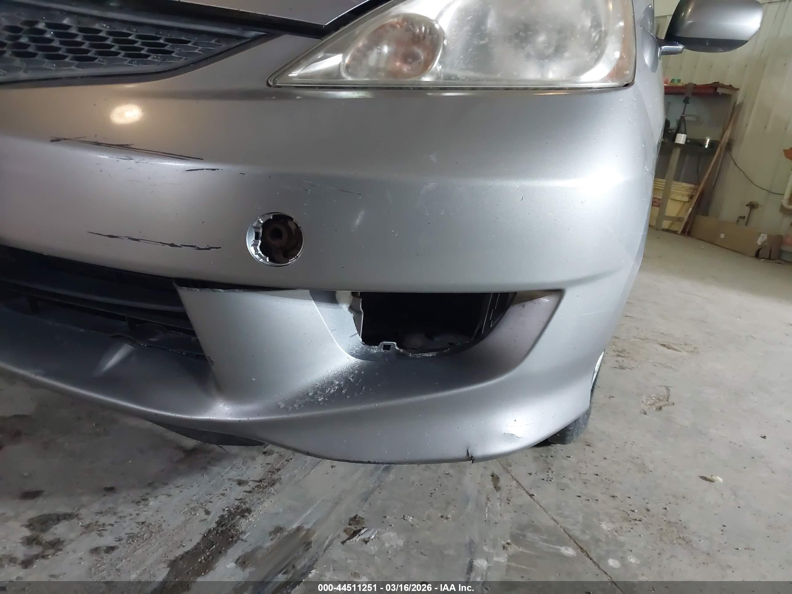HONDA FIT image 6