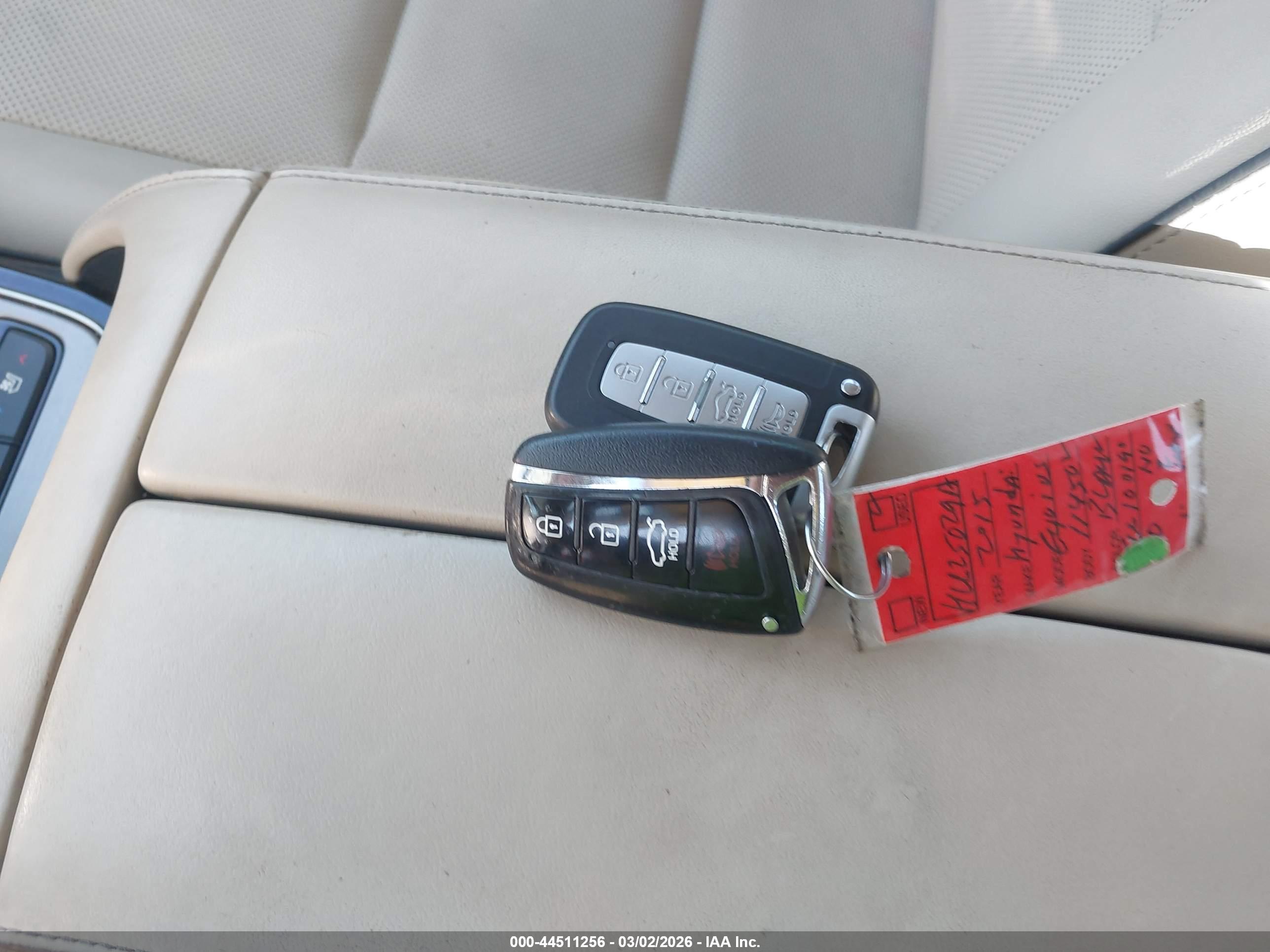HYUNDAI EQUUS image 11