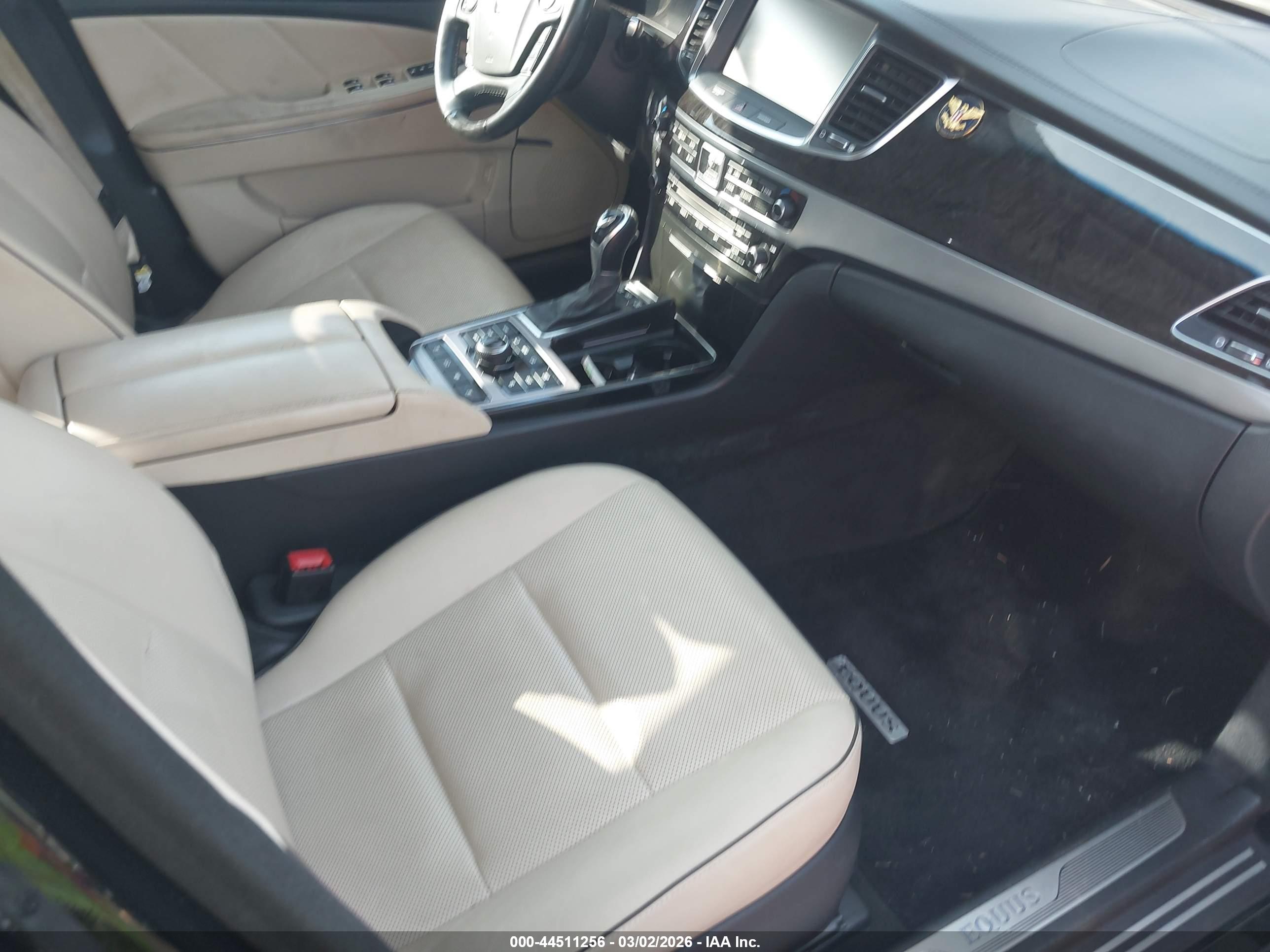 HYUNDAI EQUUS image 5