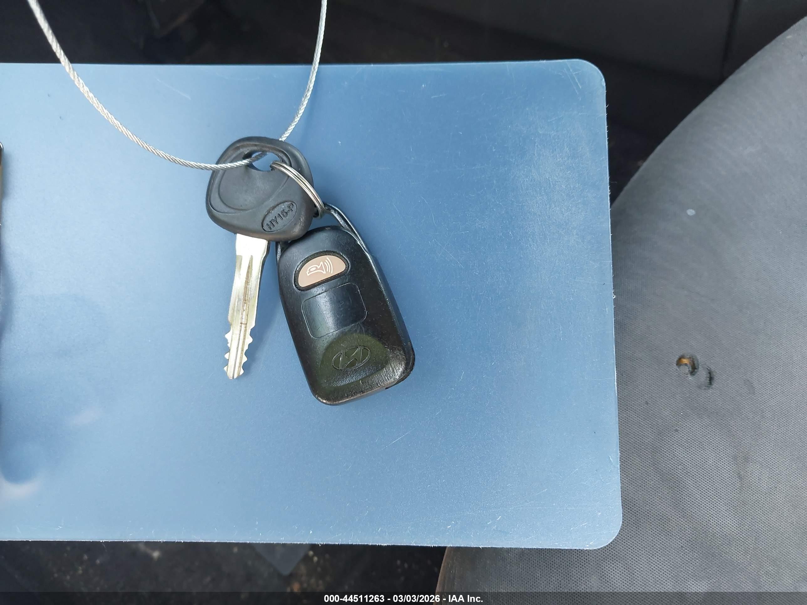 HYUNDAI ELANTRA image 11