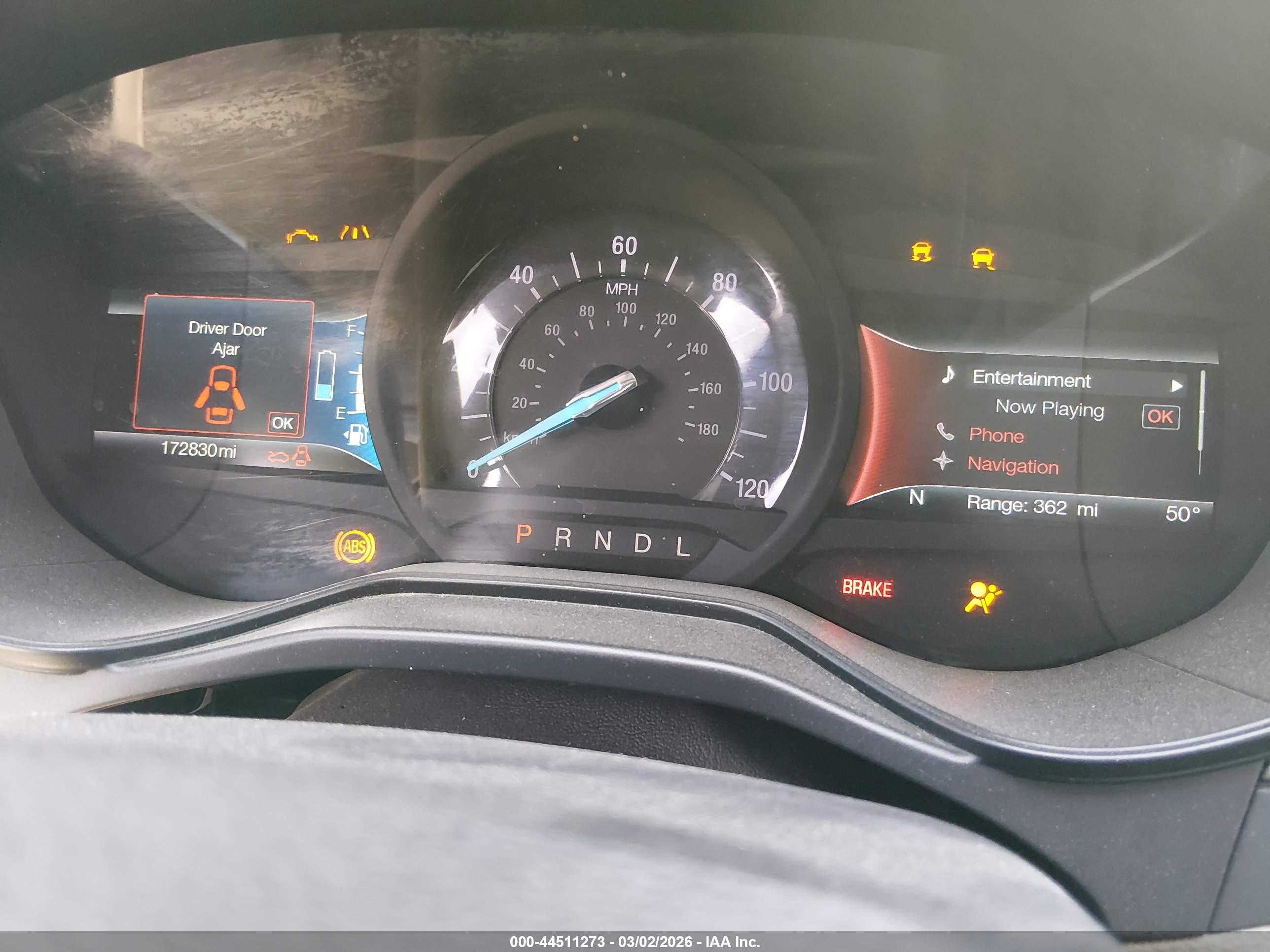 FORD FUSION image 7