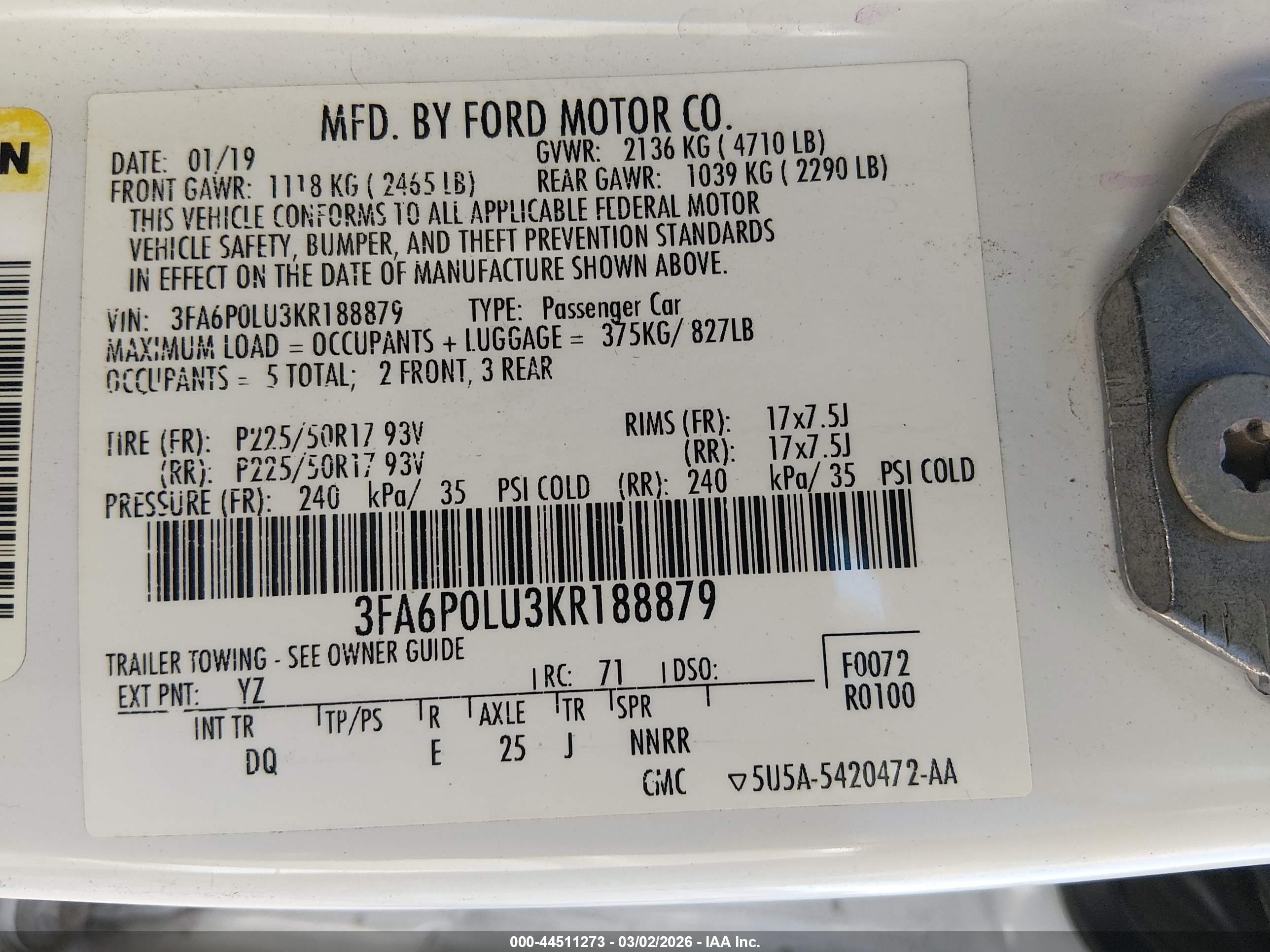 FORD FUSION image 9