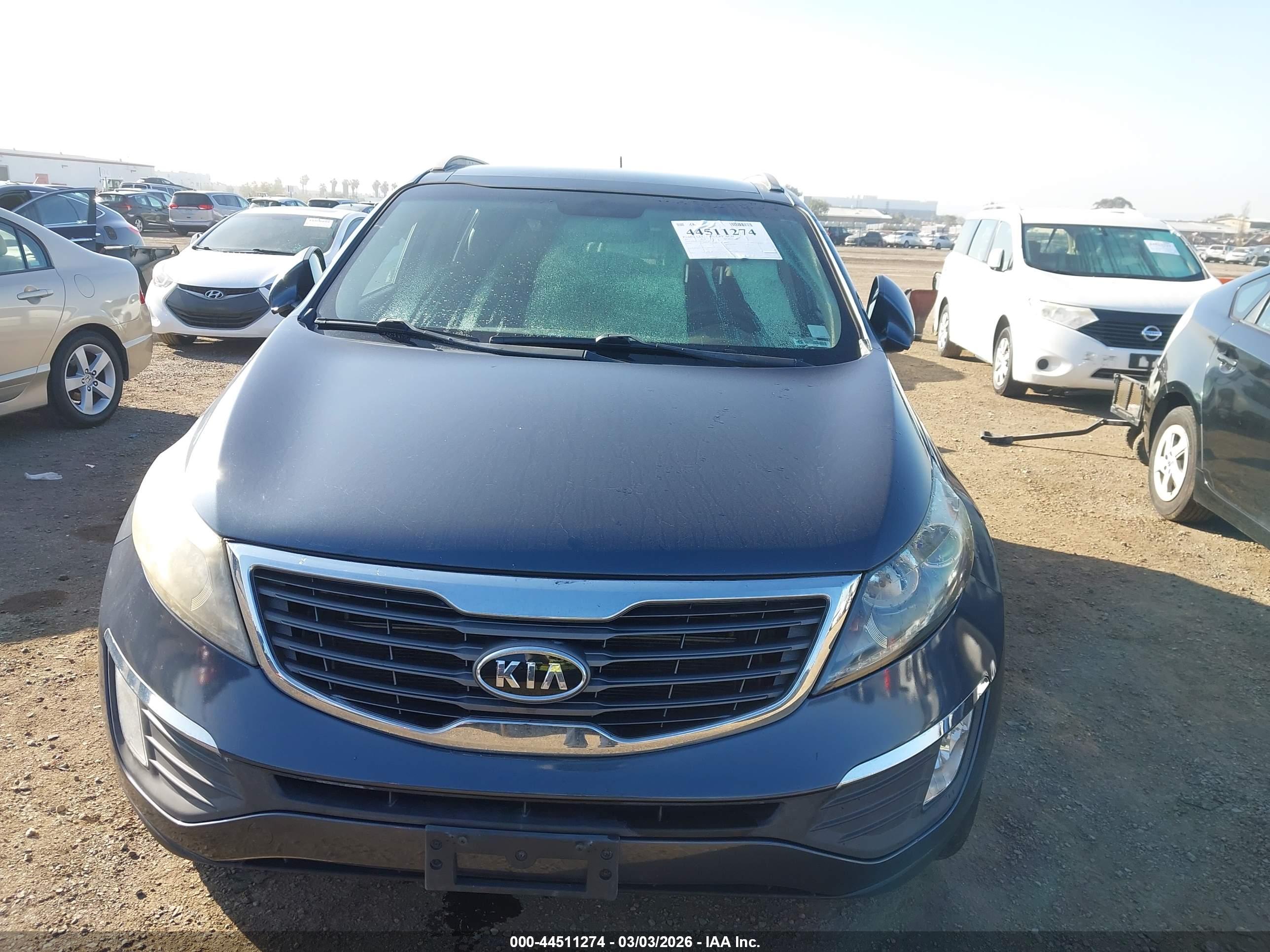 KIA SPORTAGE image 6