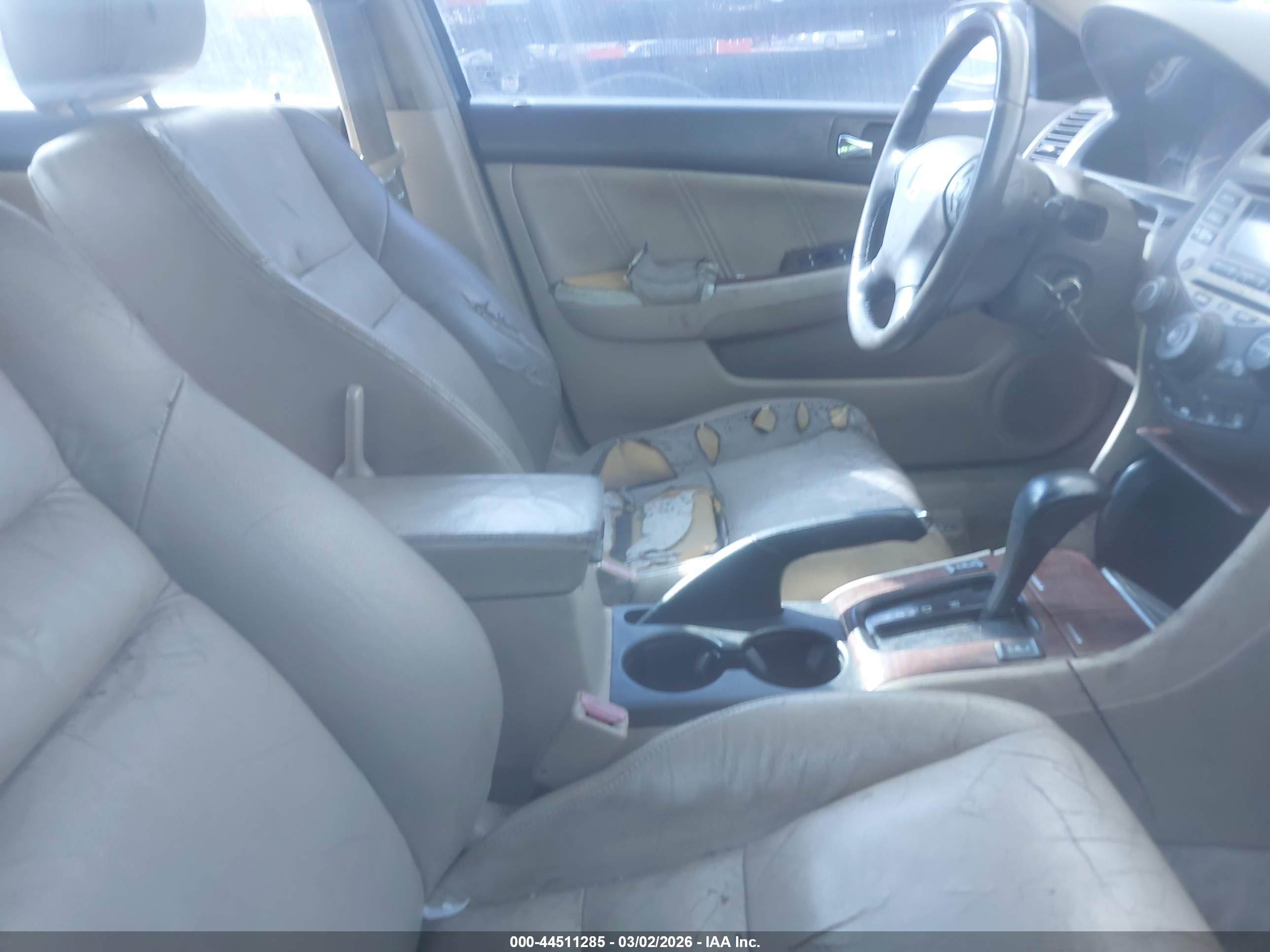 HONDA ACCORD image 5