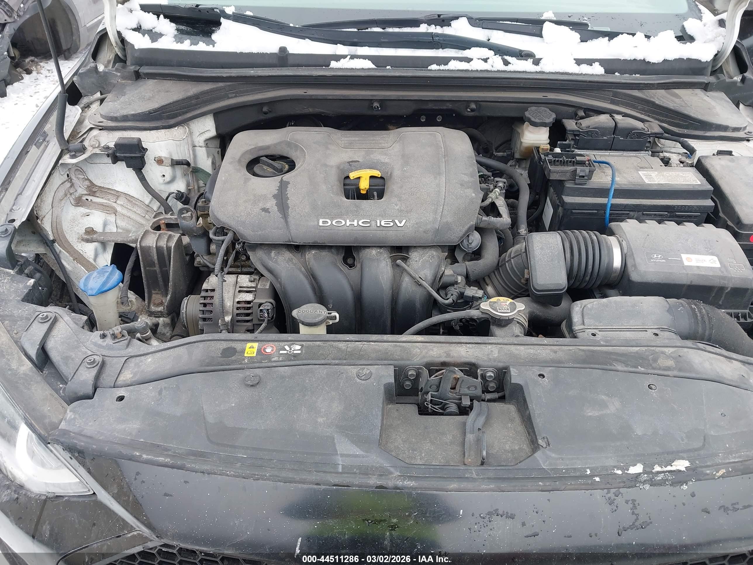 HYUNDAI ELANTRA image 10
