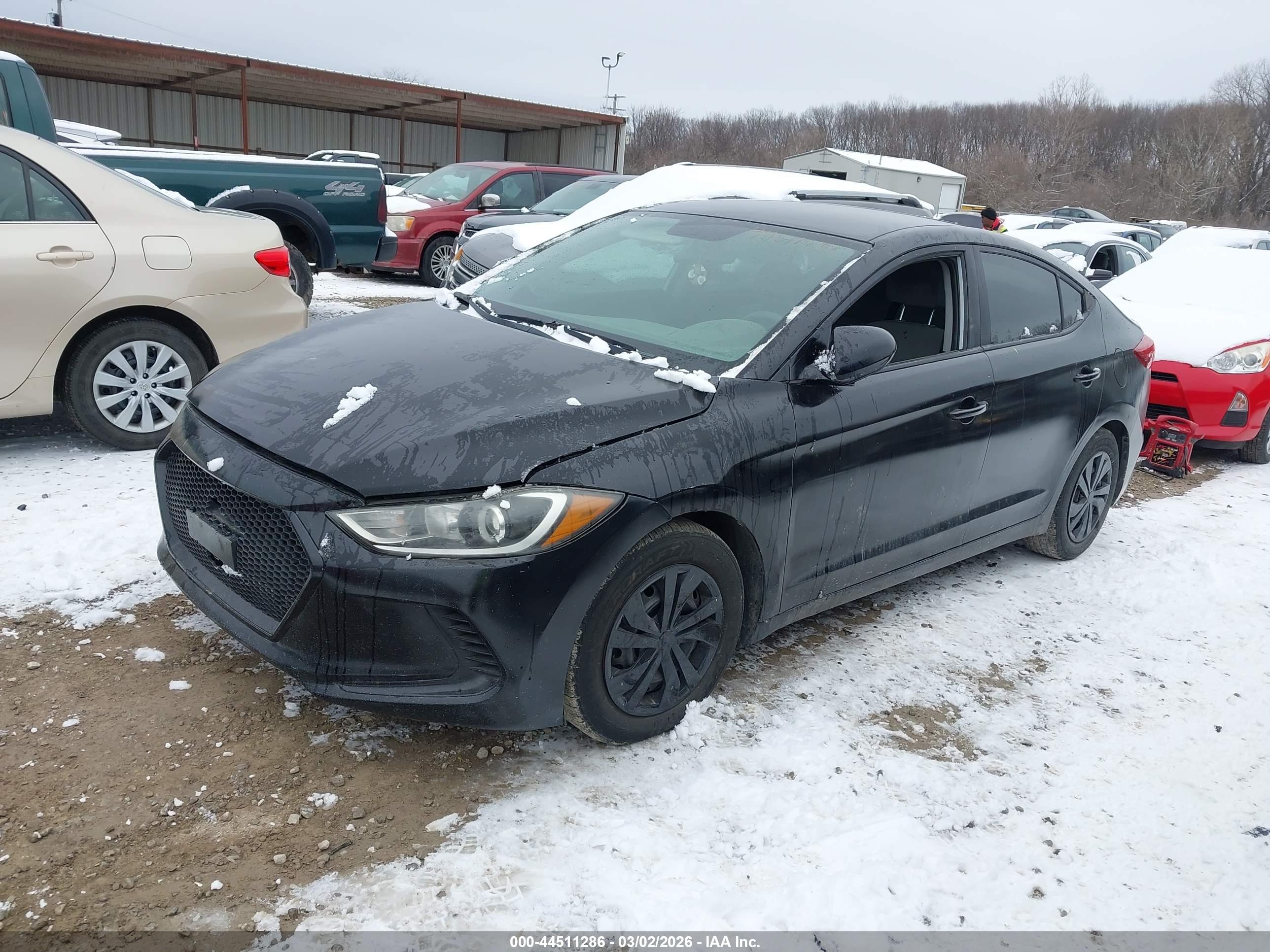 HYUNDAI ELANTRA image 2