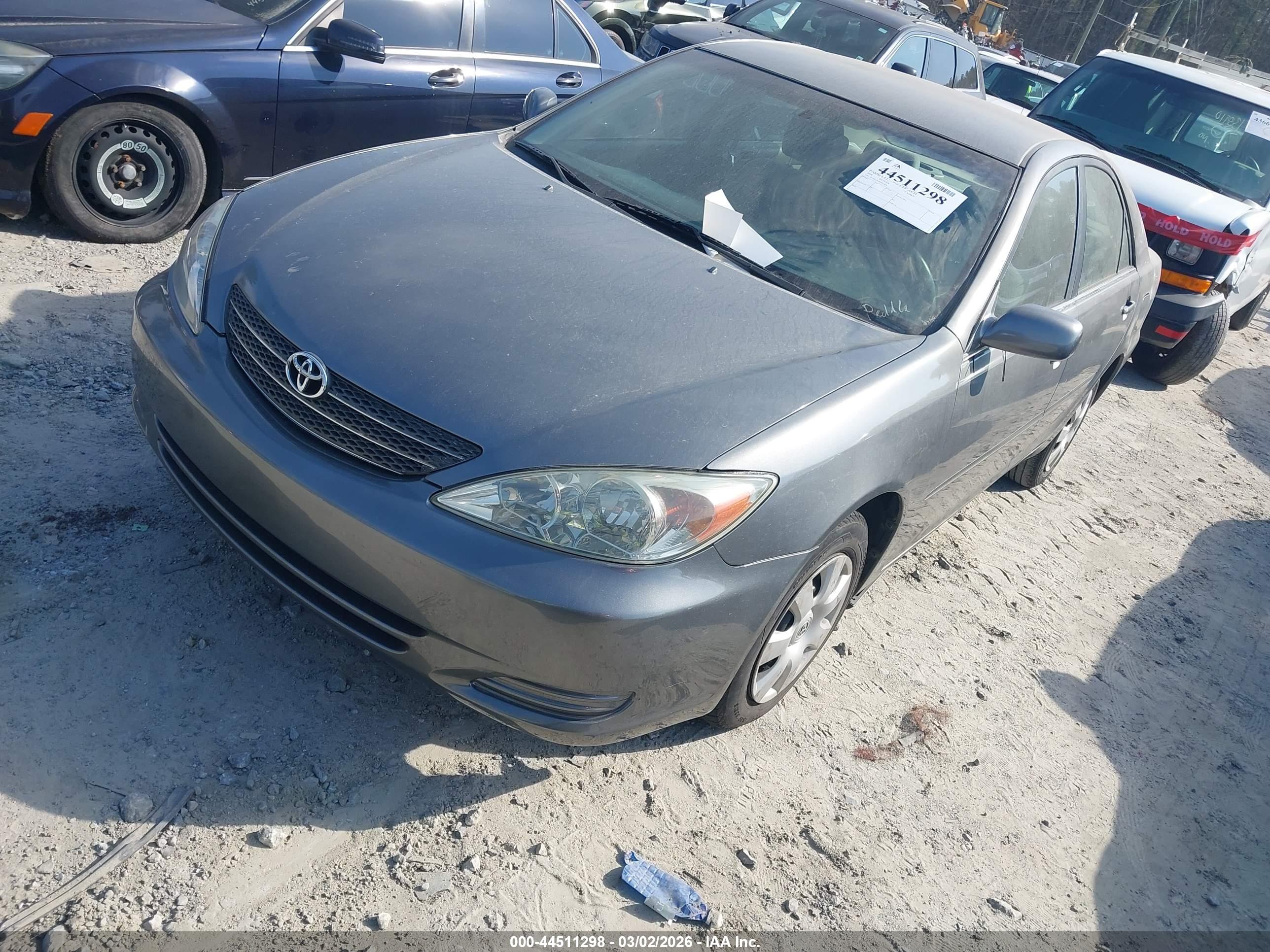 TOYOTA CAMRY image 2