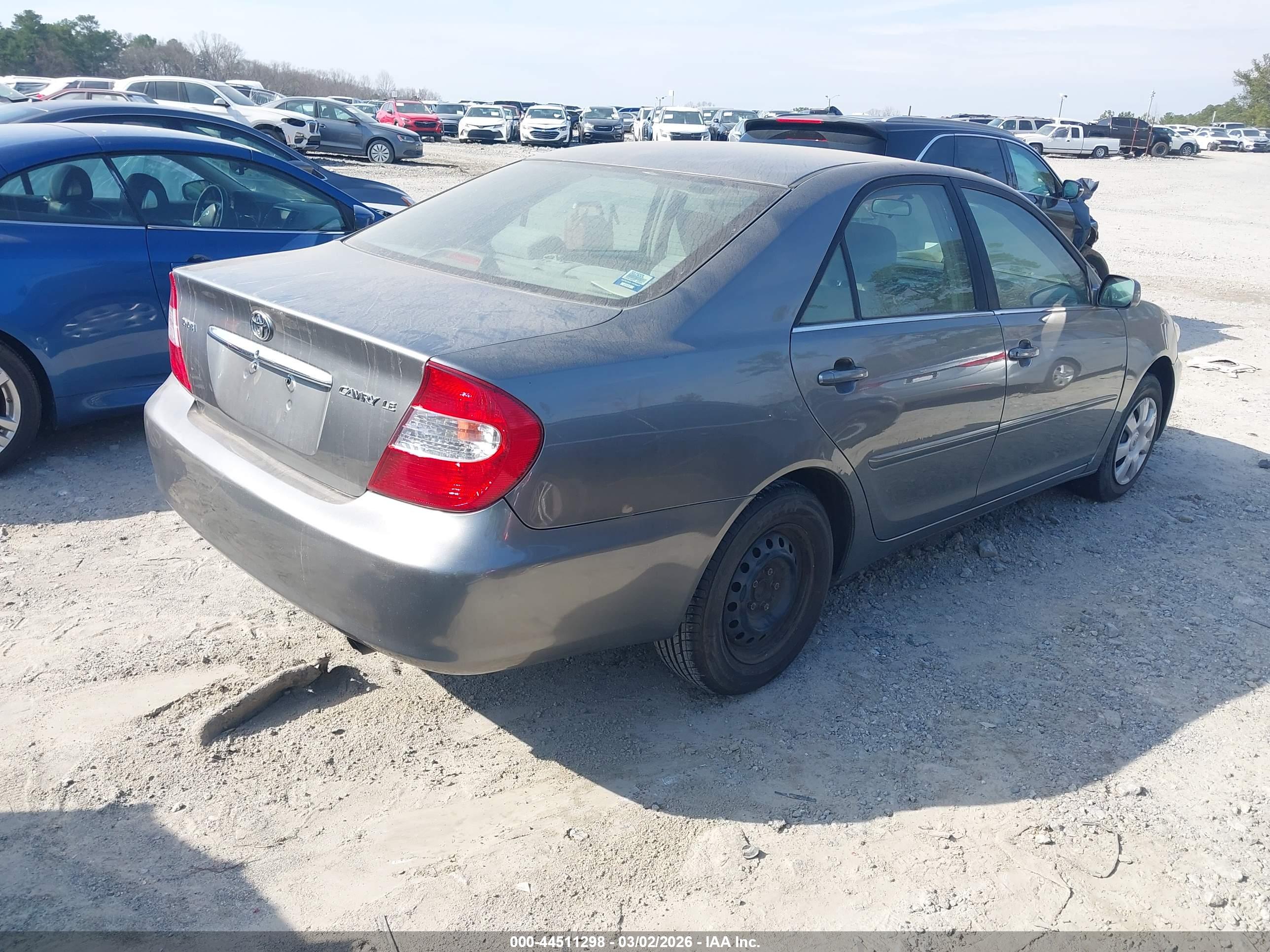 TOYOTA CAMRY image 4