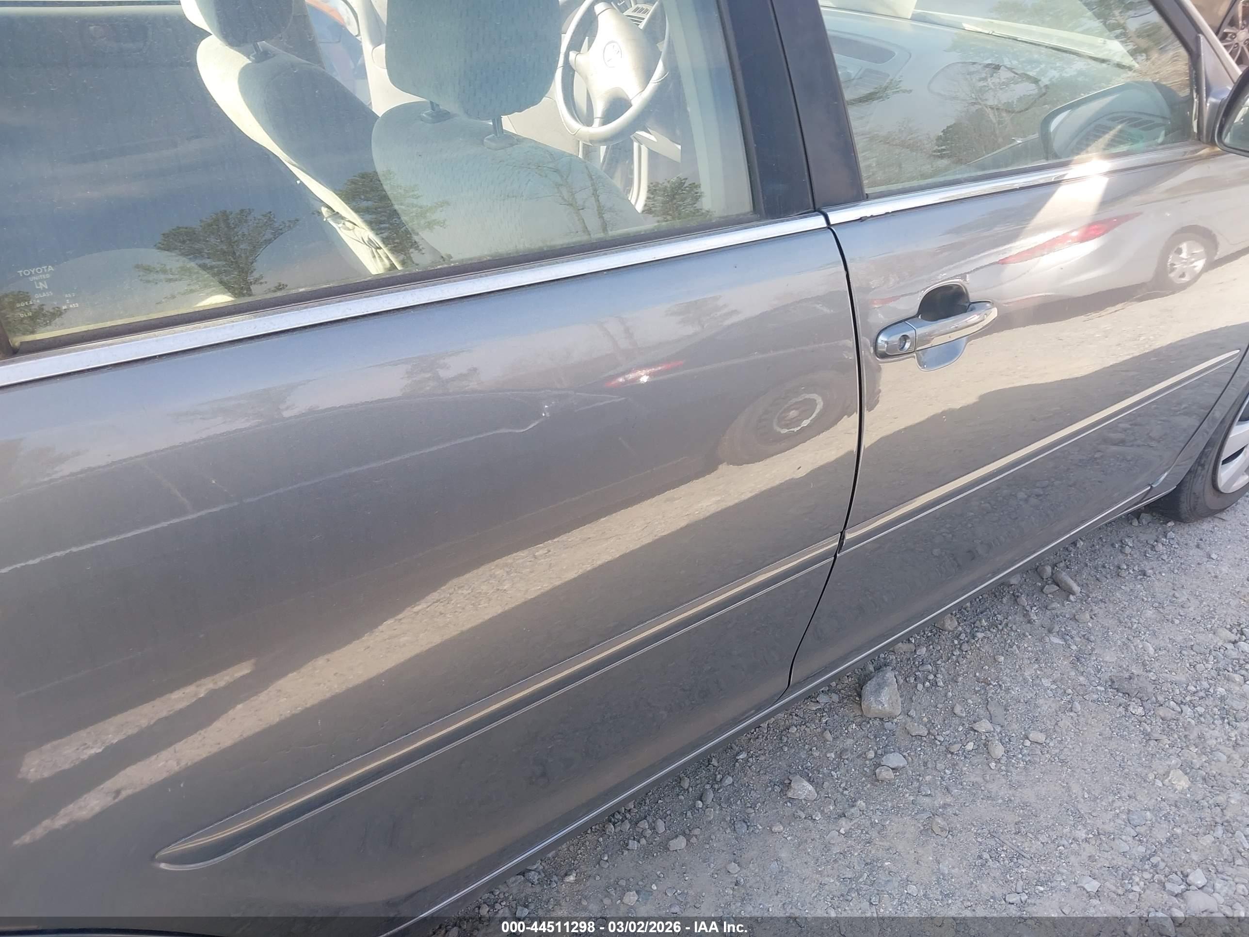 TOYOTA CAMRY image 6