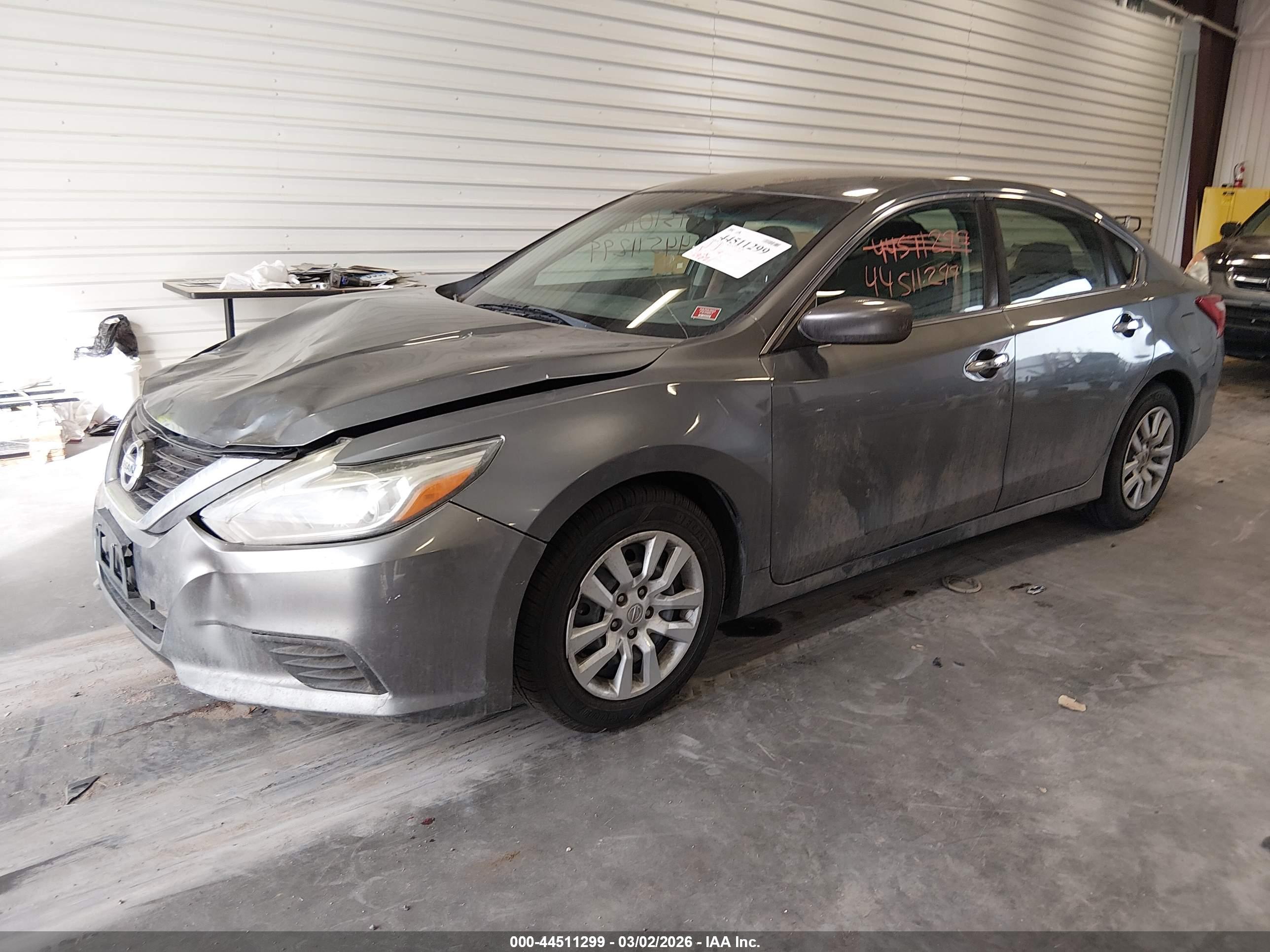 NISSAN ALTIMA image 2