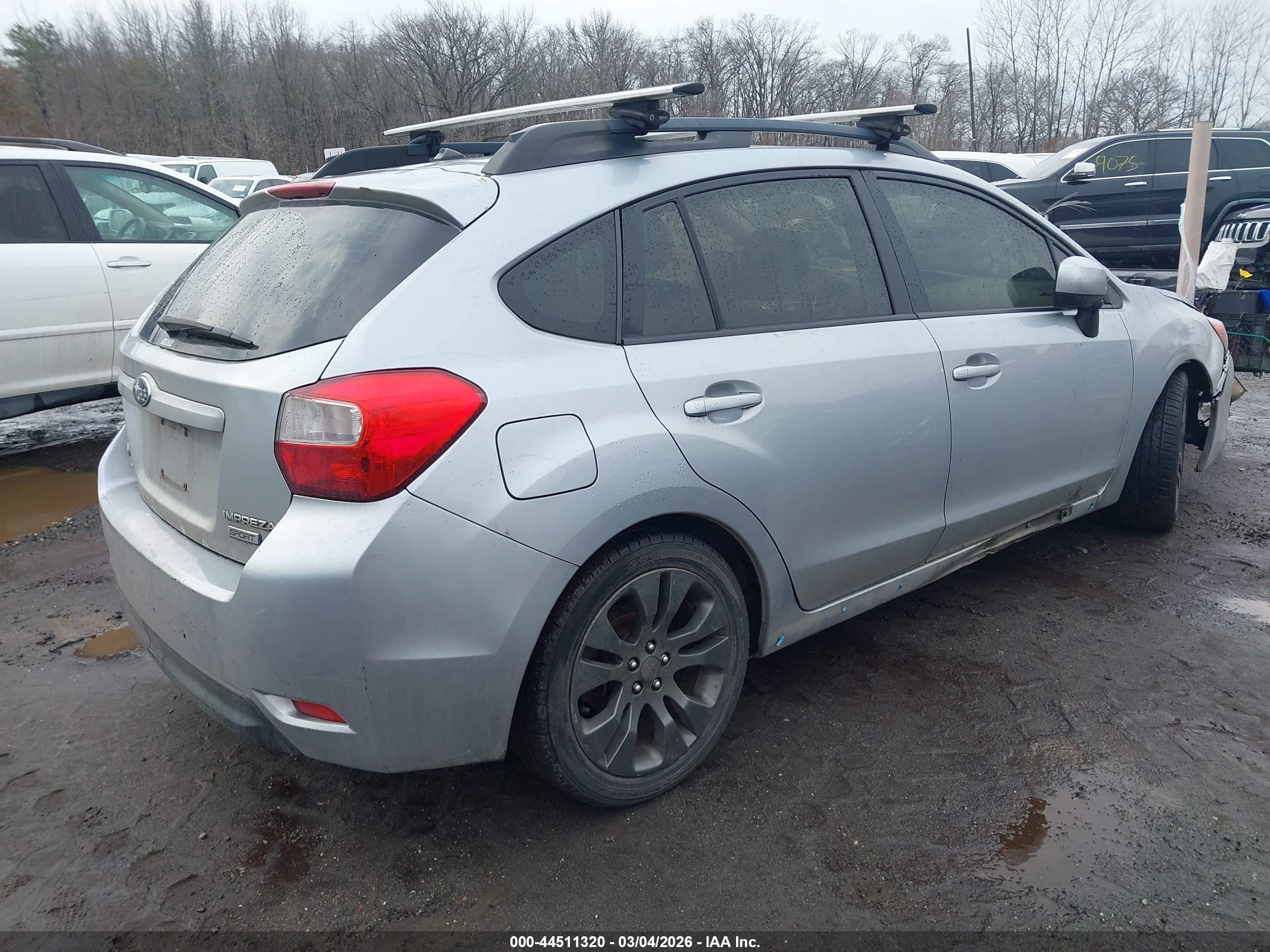 SUBARU IMPREZA image 4