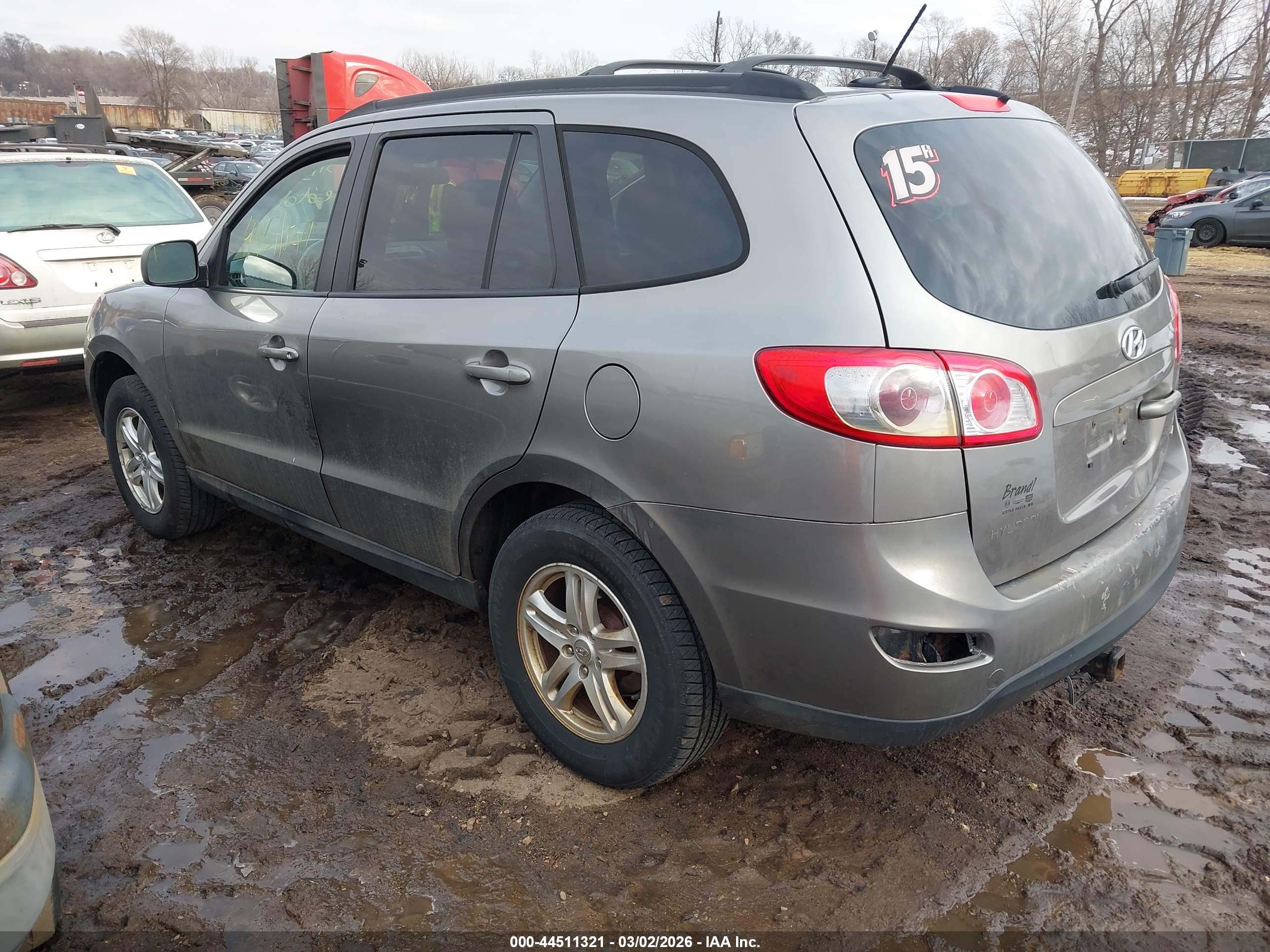 HYUNDAI SANTA image 3