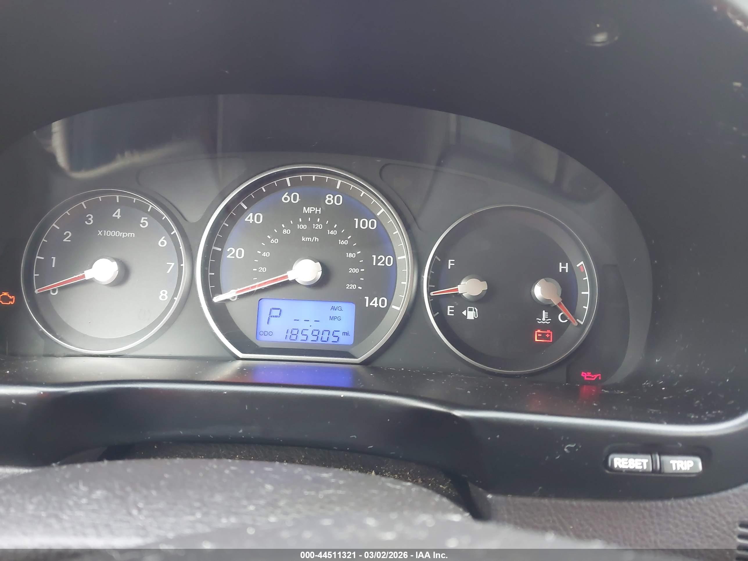 HYUNDAI SANTA image 7