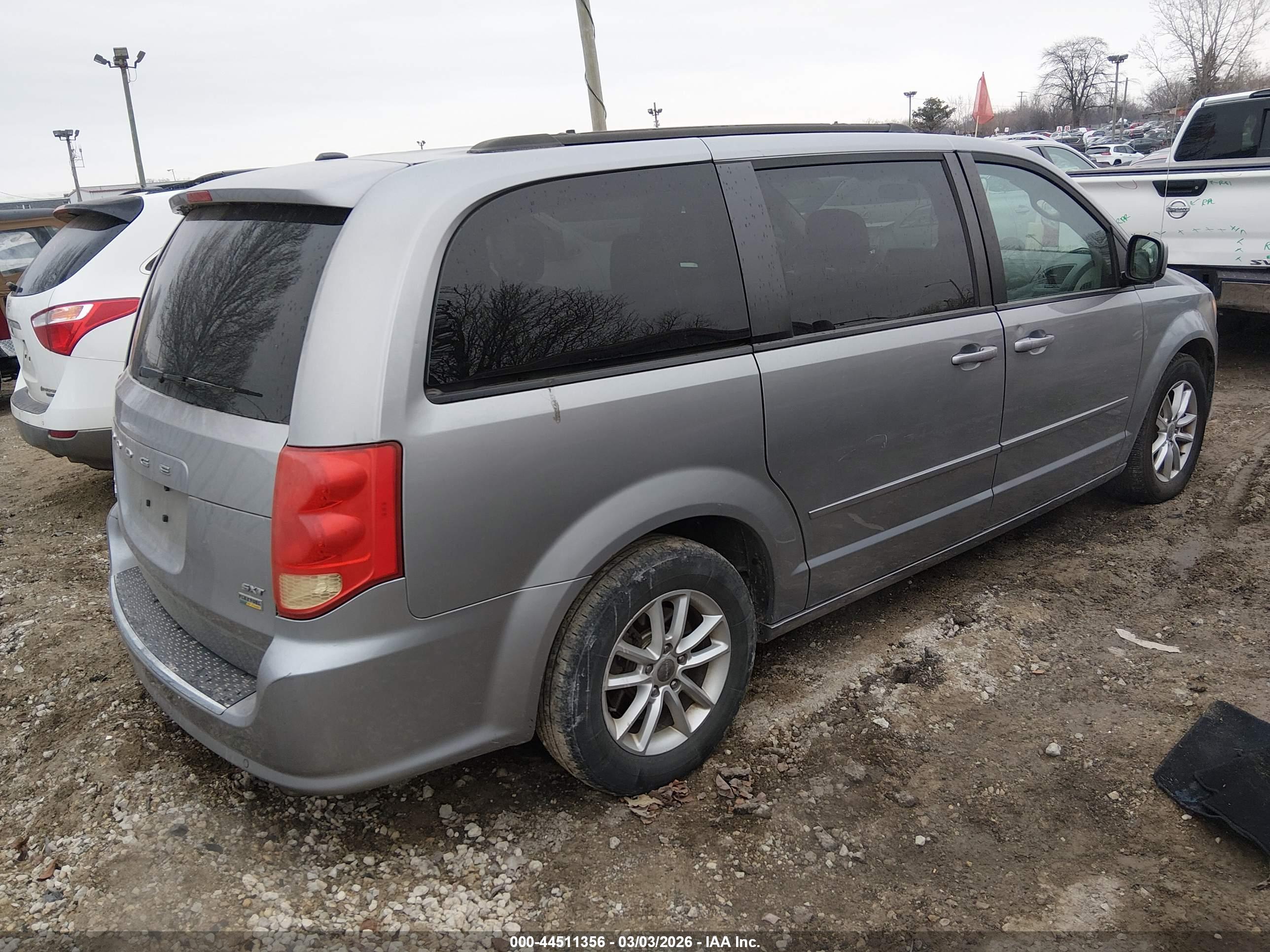 DODGE GRAND image 4
