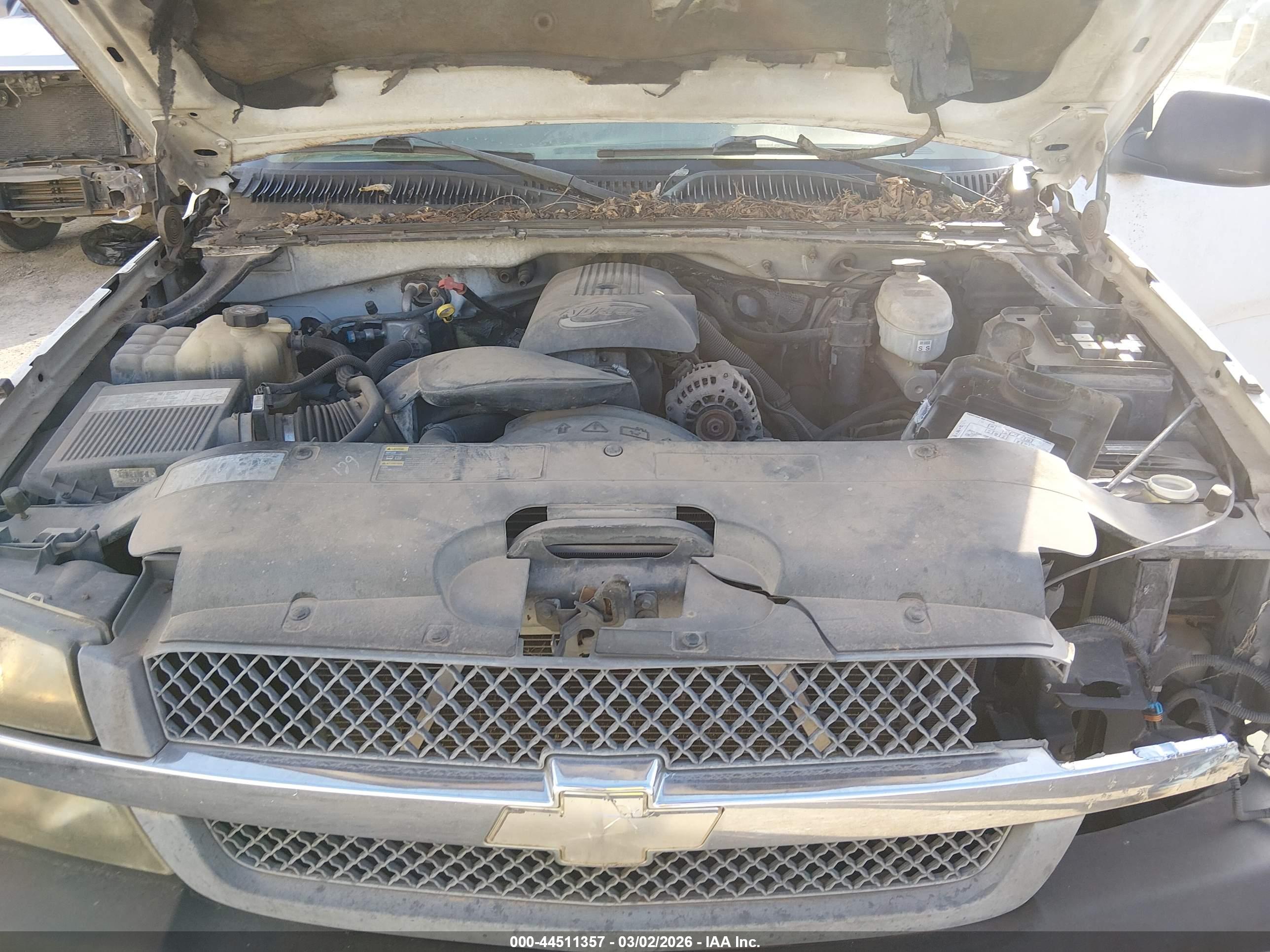CHEVROLET SILVERADO image 10