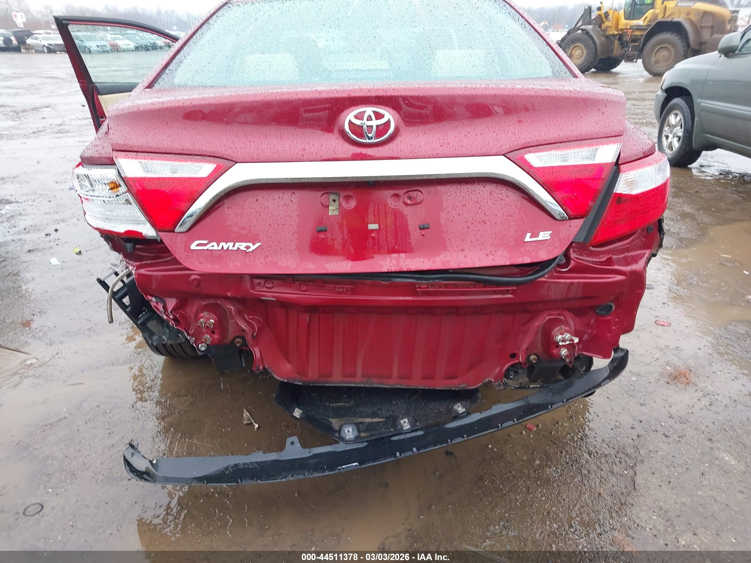 TOYOTA CAMRY image 6