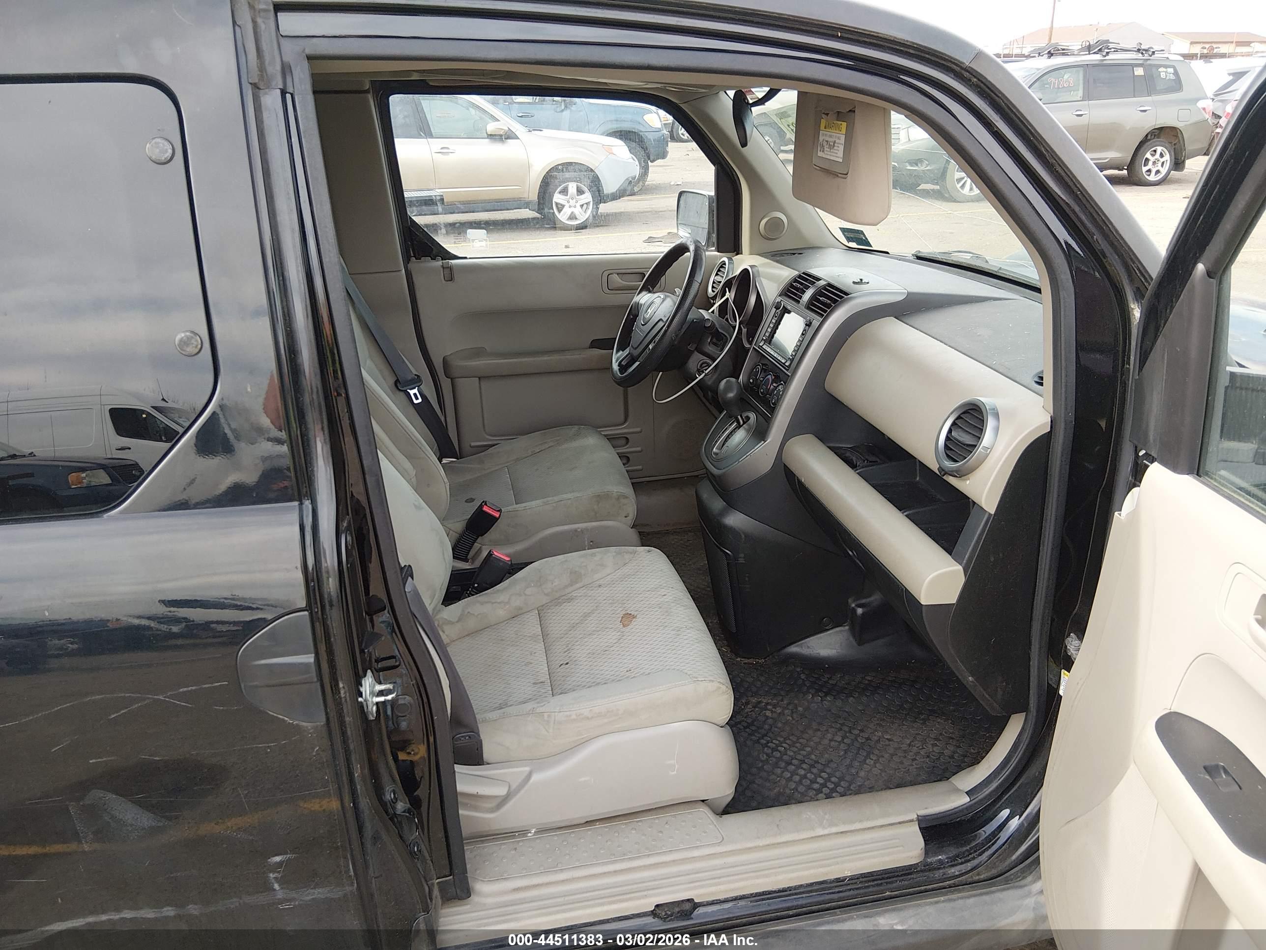 HONDA ELEMENT image 5