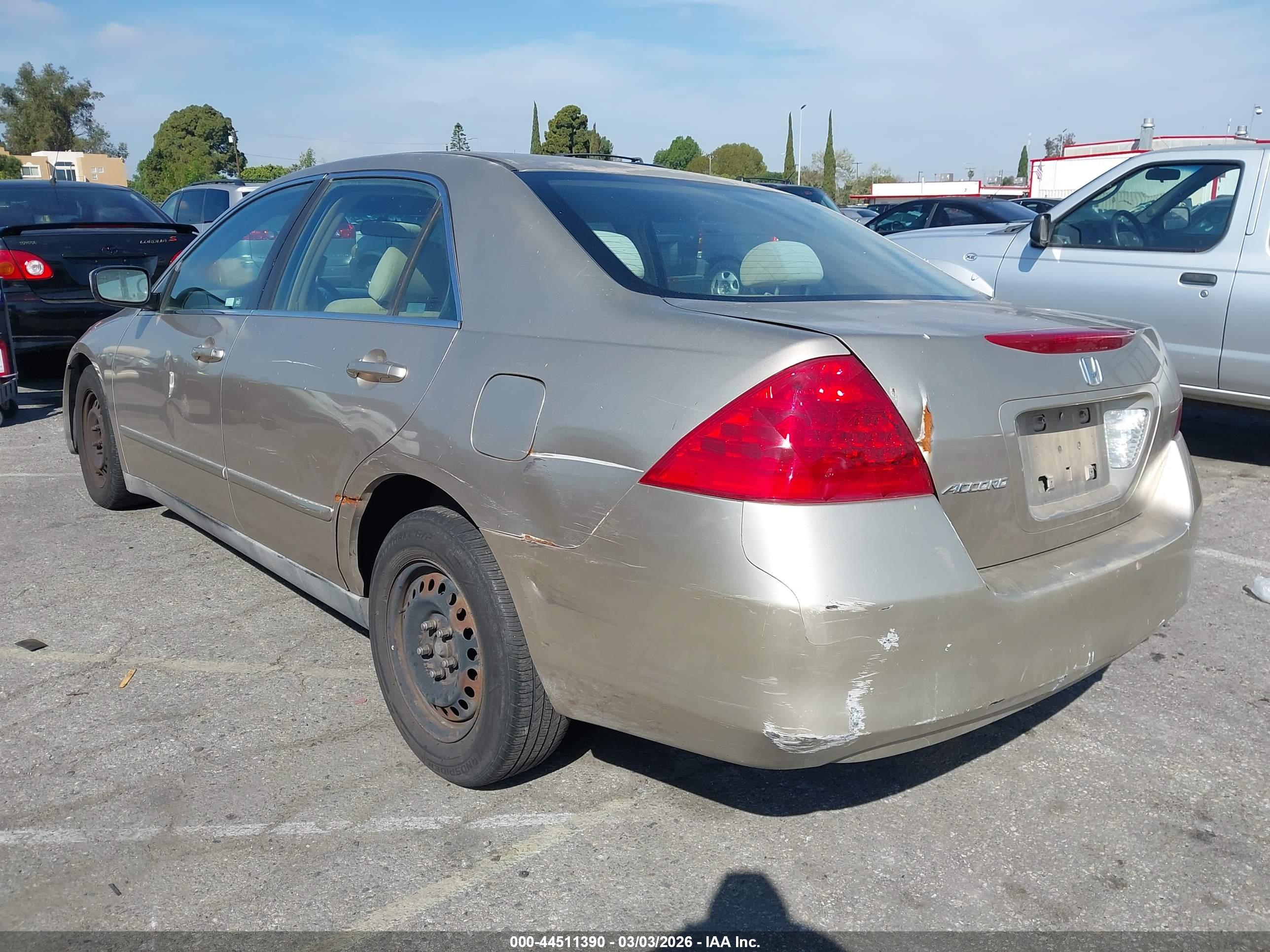 HONDA ACCORD image 3
