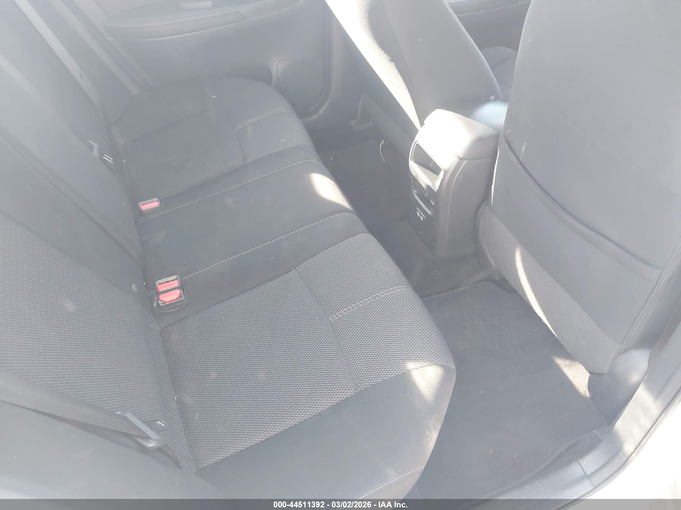 NISSAN SENTRA image 8