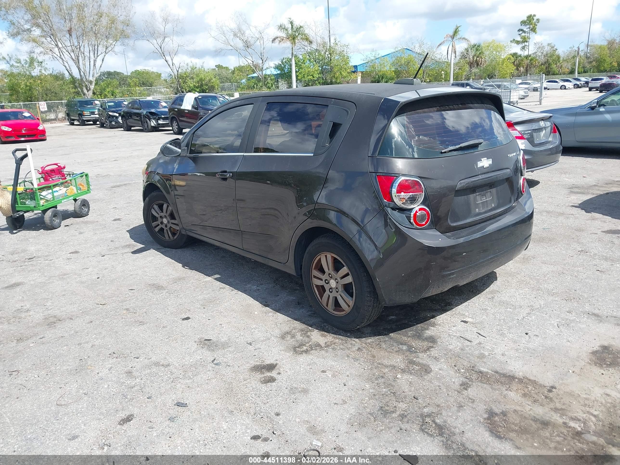 CHEVROLET SONIC image 3