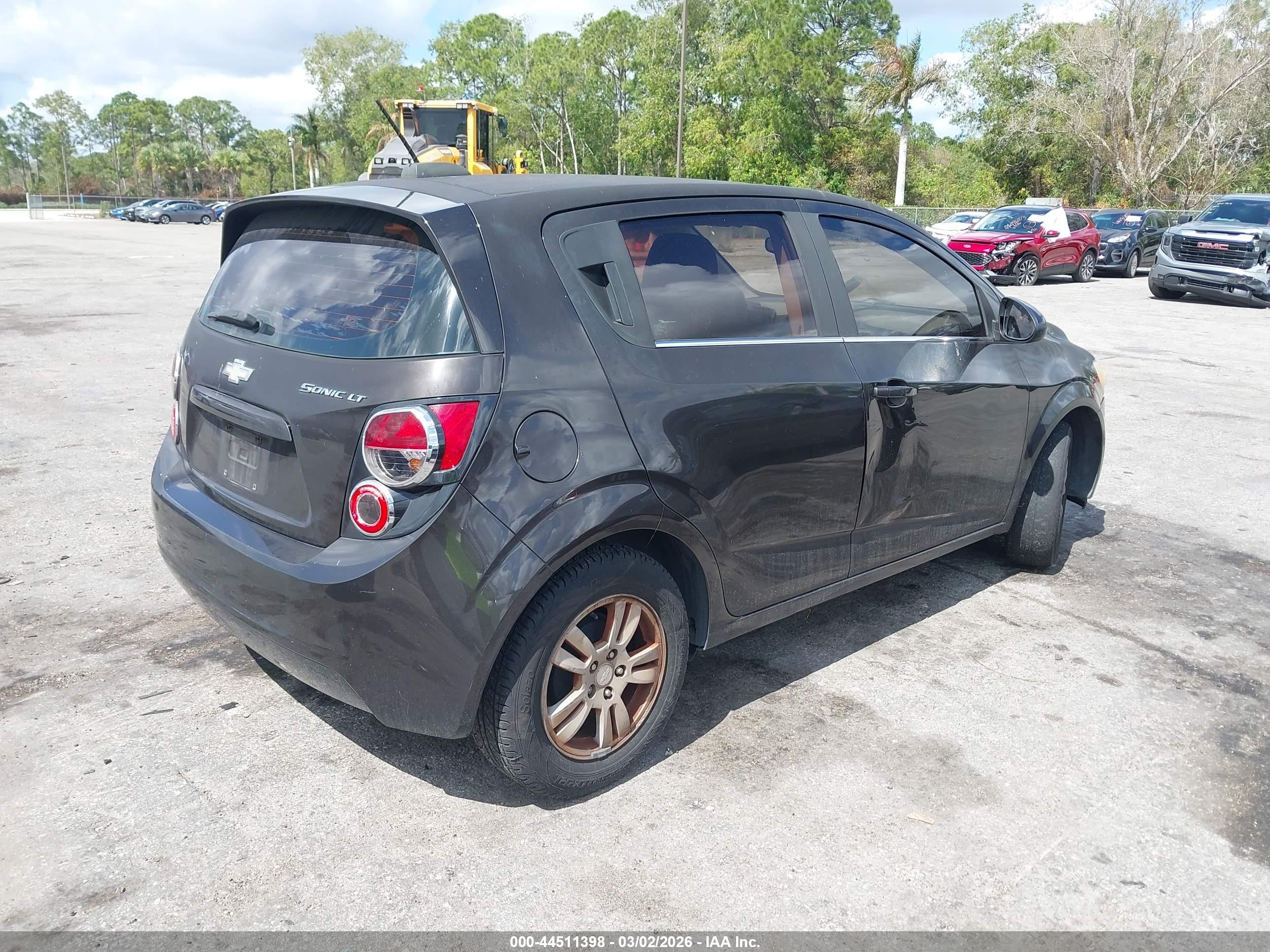CHEVROLET SONIC image 4