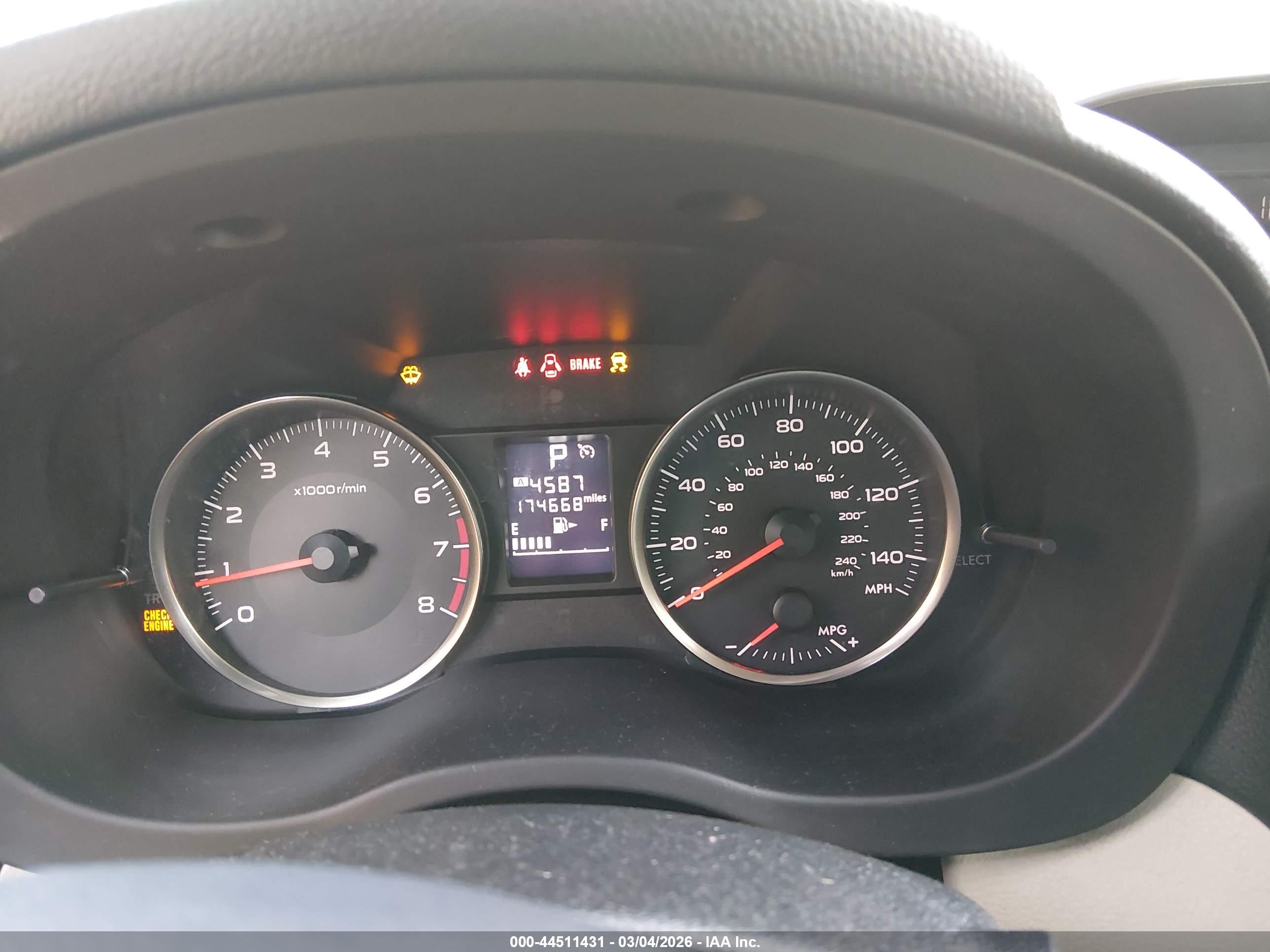 SUBARU XV image 7