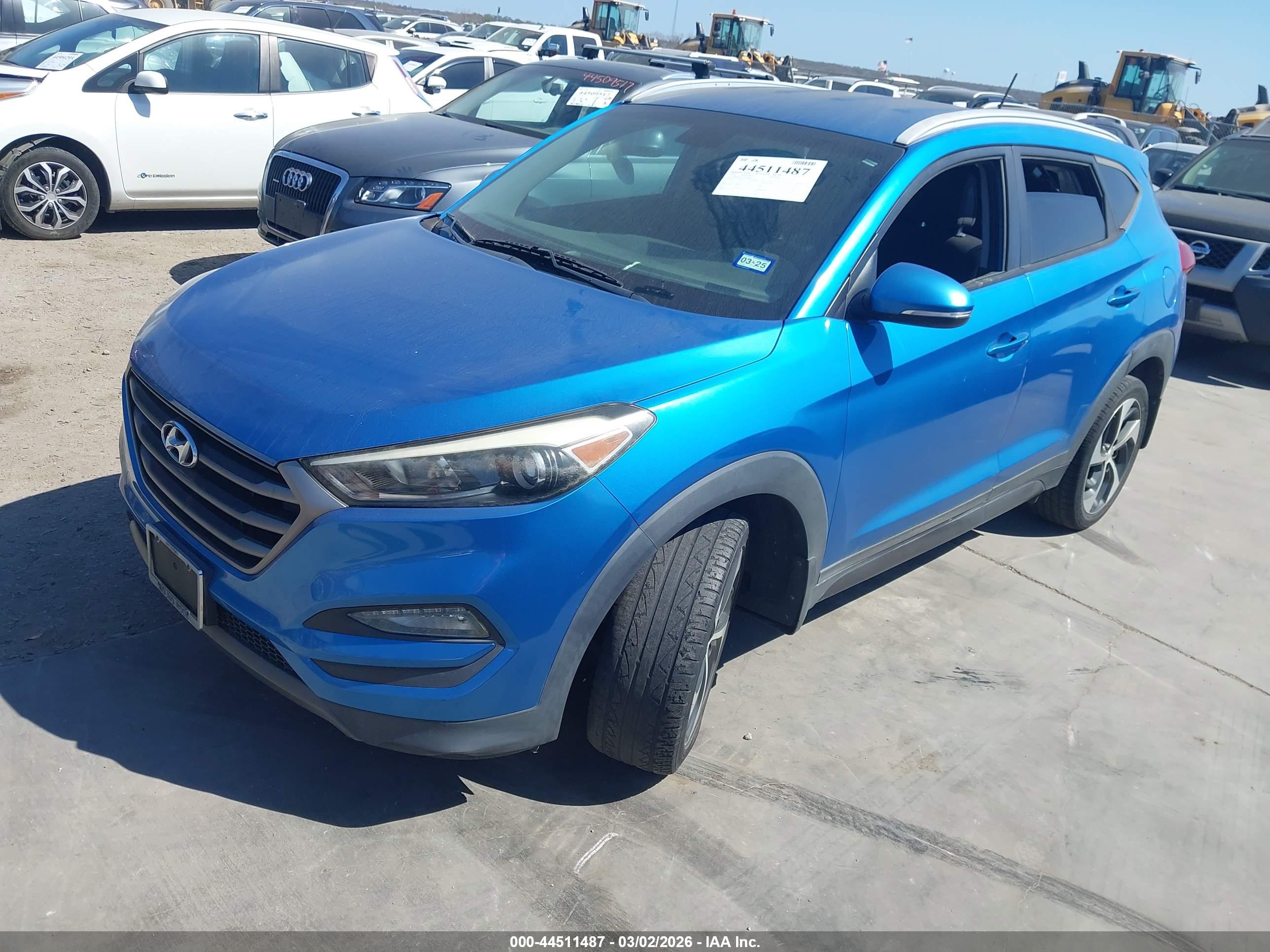 HYUNDAI TUCSON image 2