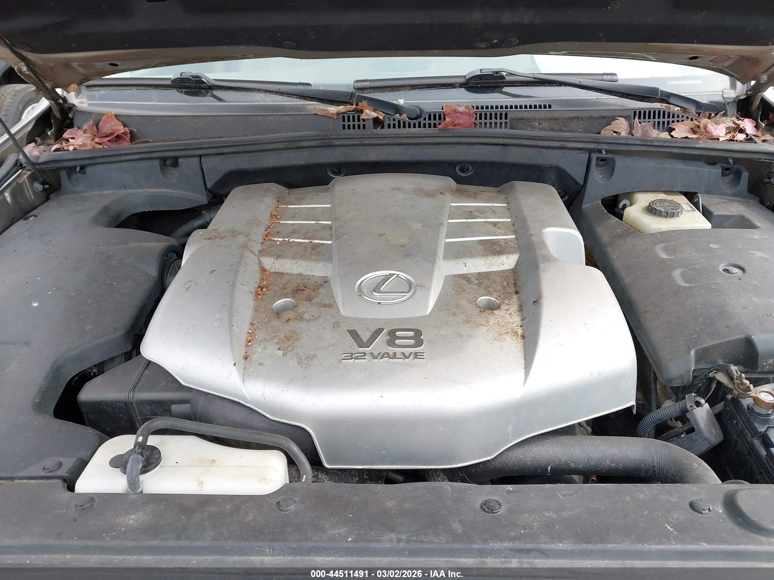 LEXUS GX image 10