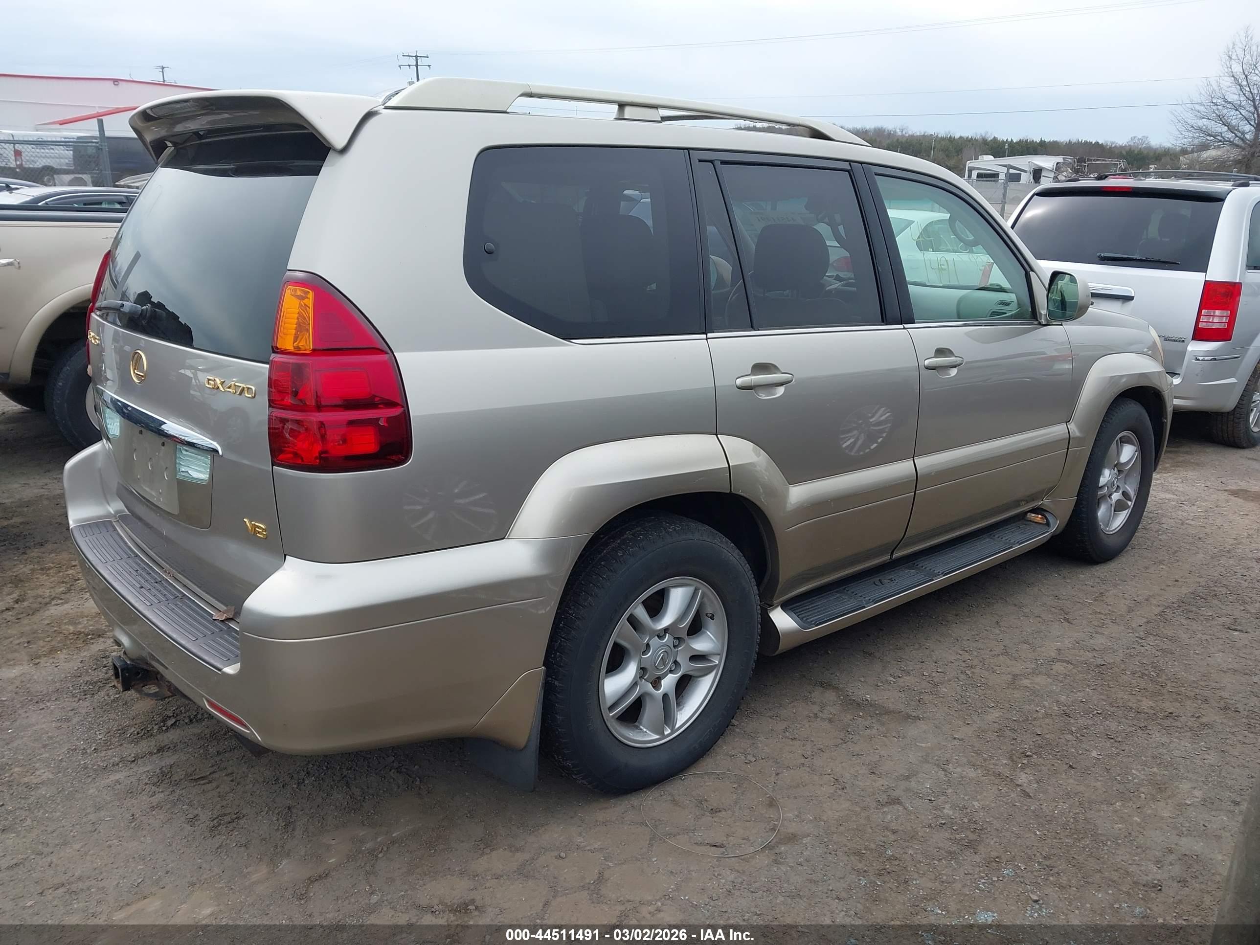 LEXUS GX image 4